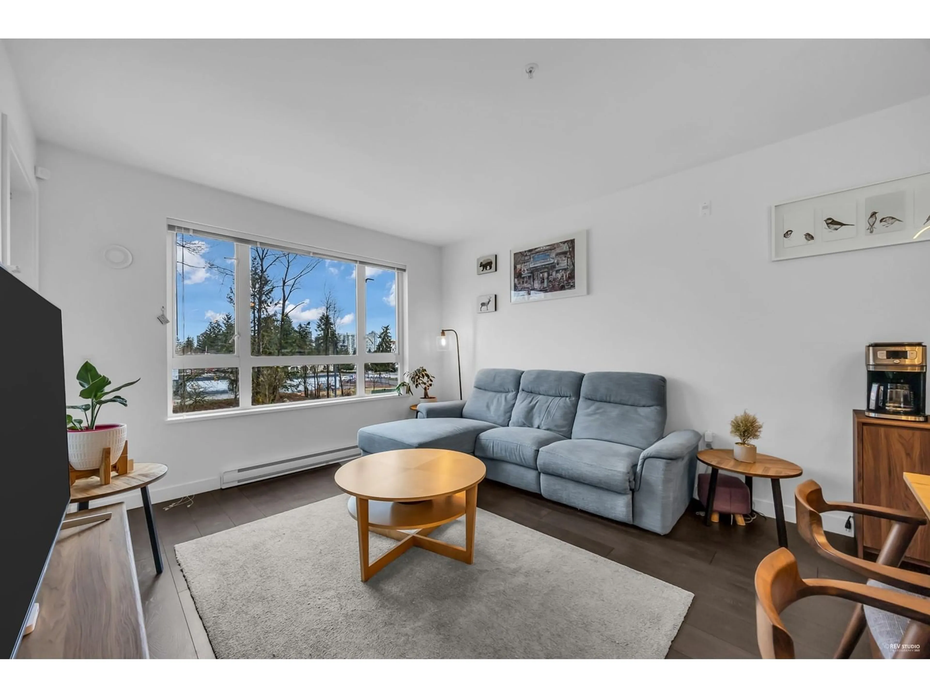 Living room with furniture, unknown for 326 - 13963 105, Surrey British Columbia V3T0M9