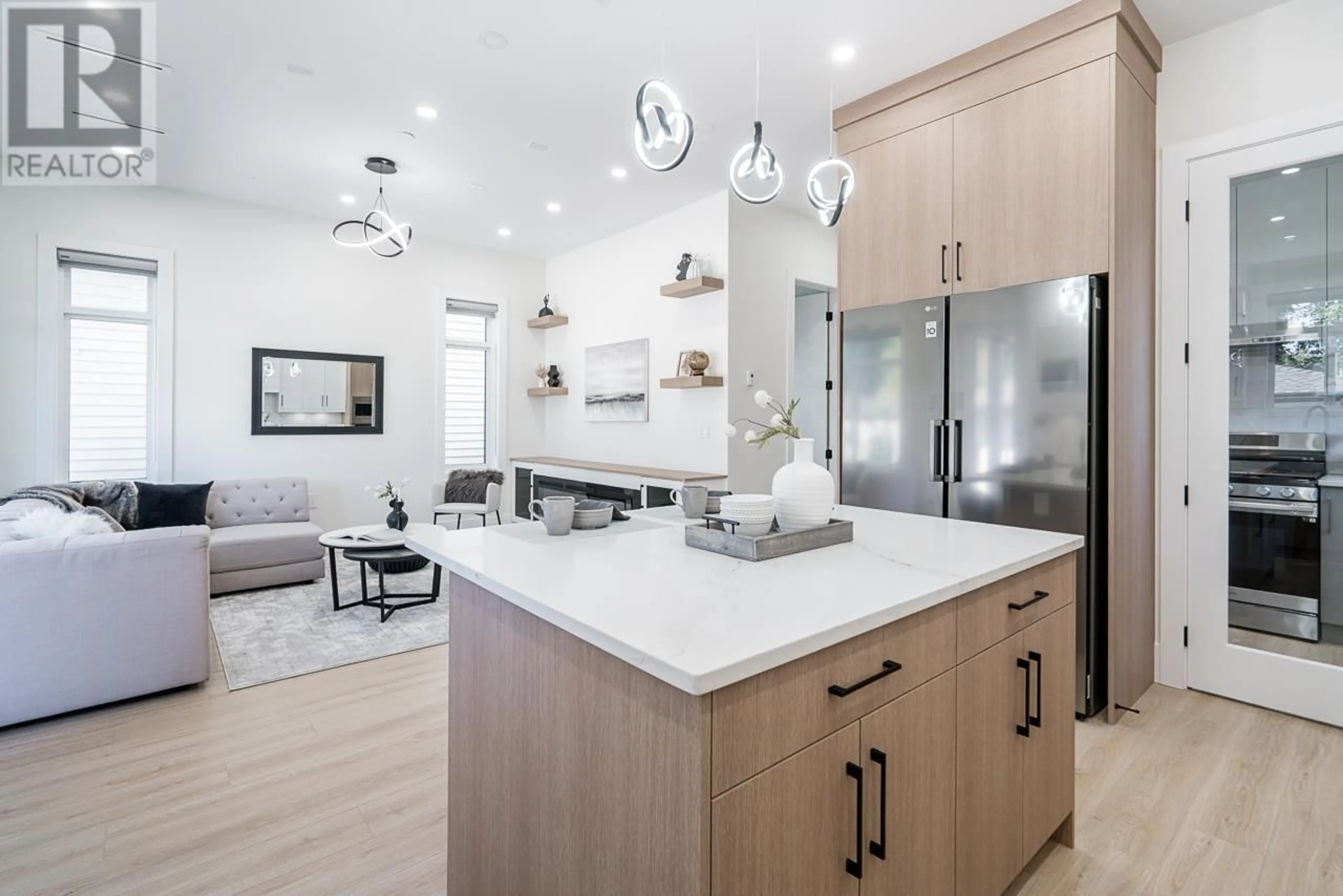 Open concept kitchen, unknown for 1941 PRAIRIE AVENUE, Port Coquitlam British Columbia V3B1V5