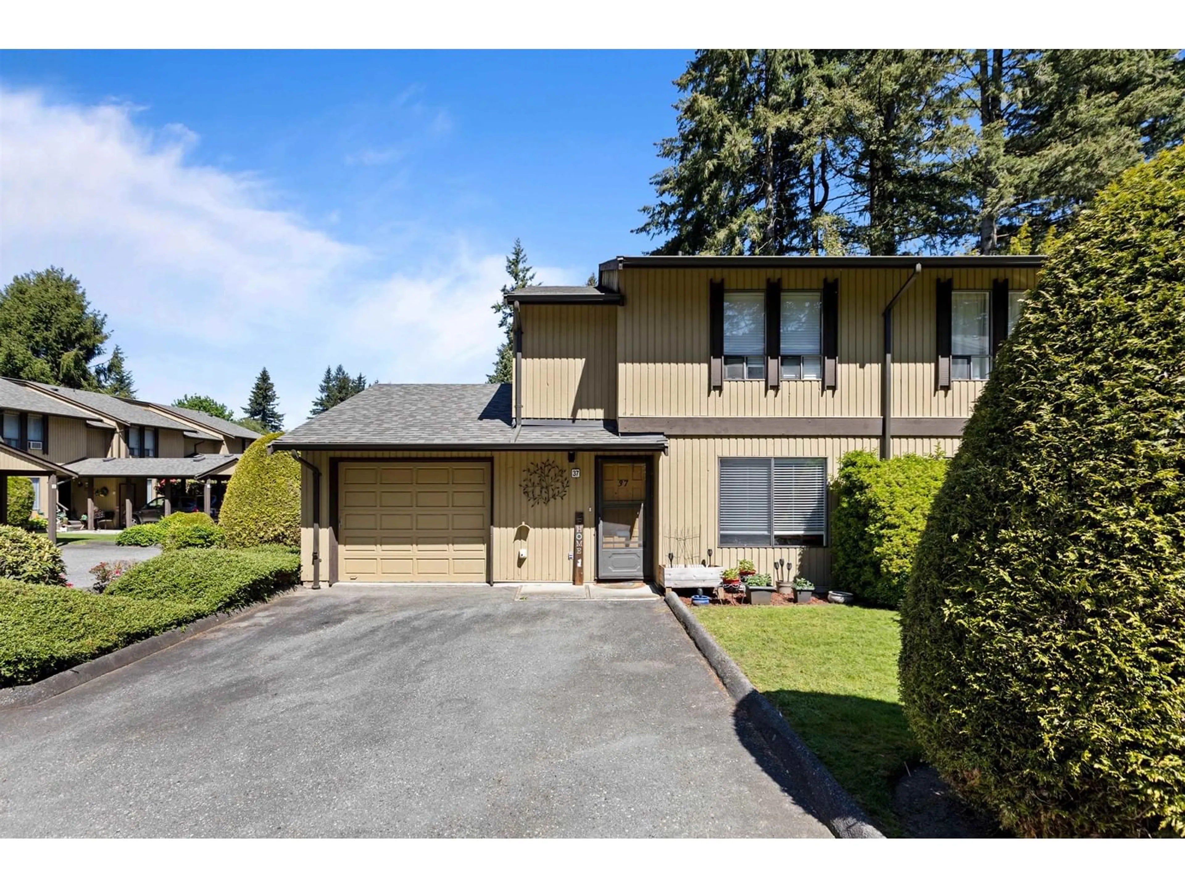 Unknown for 37 - 2998 MOUAT, Abbotsford British Columbia V2T4E6