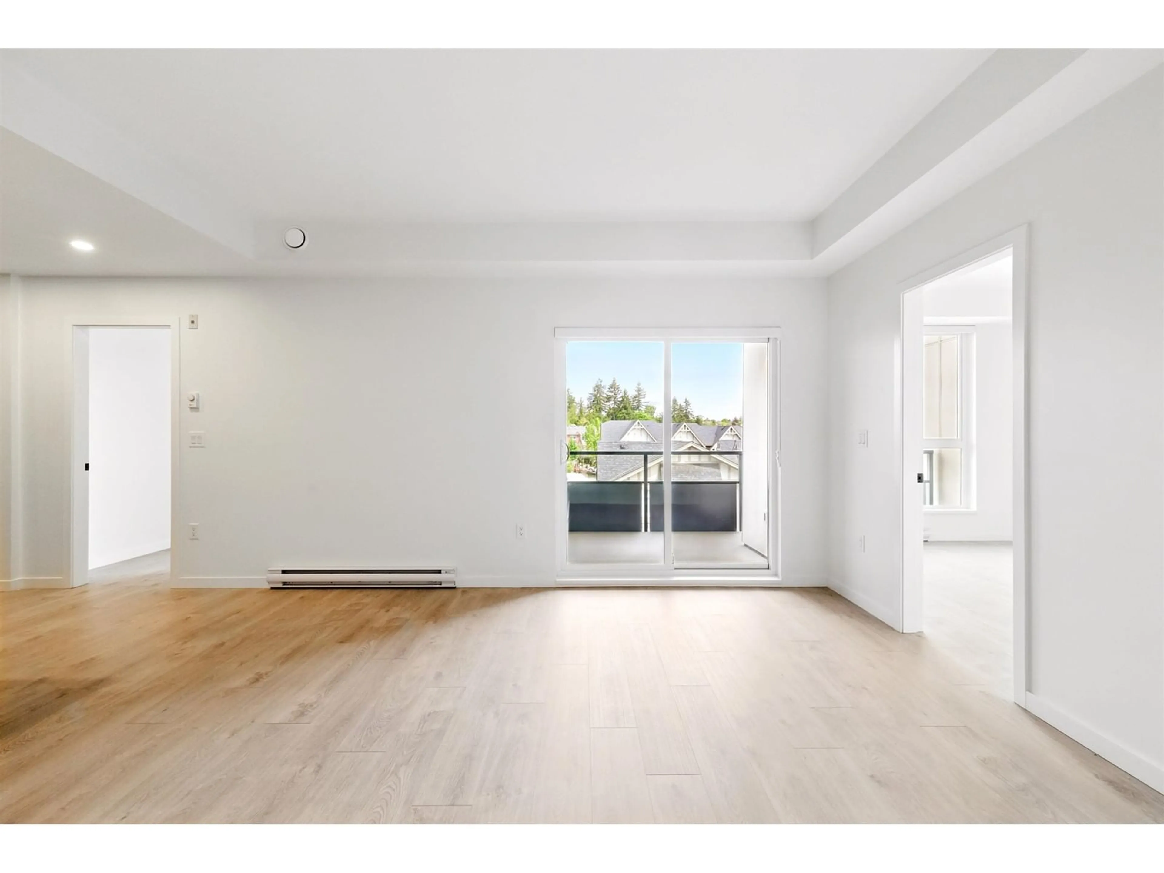 A pic of a room for 515 - 19577 65B, Surrey British Columbia V4N6Y3