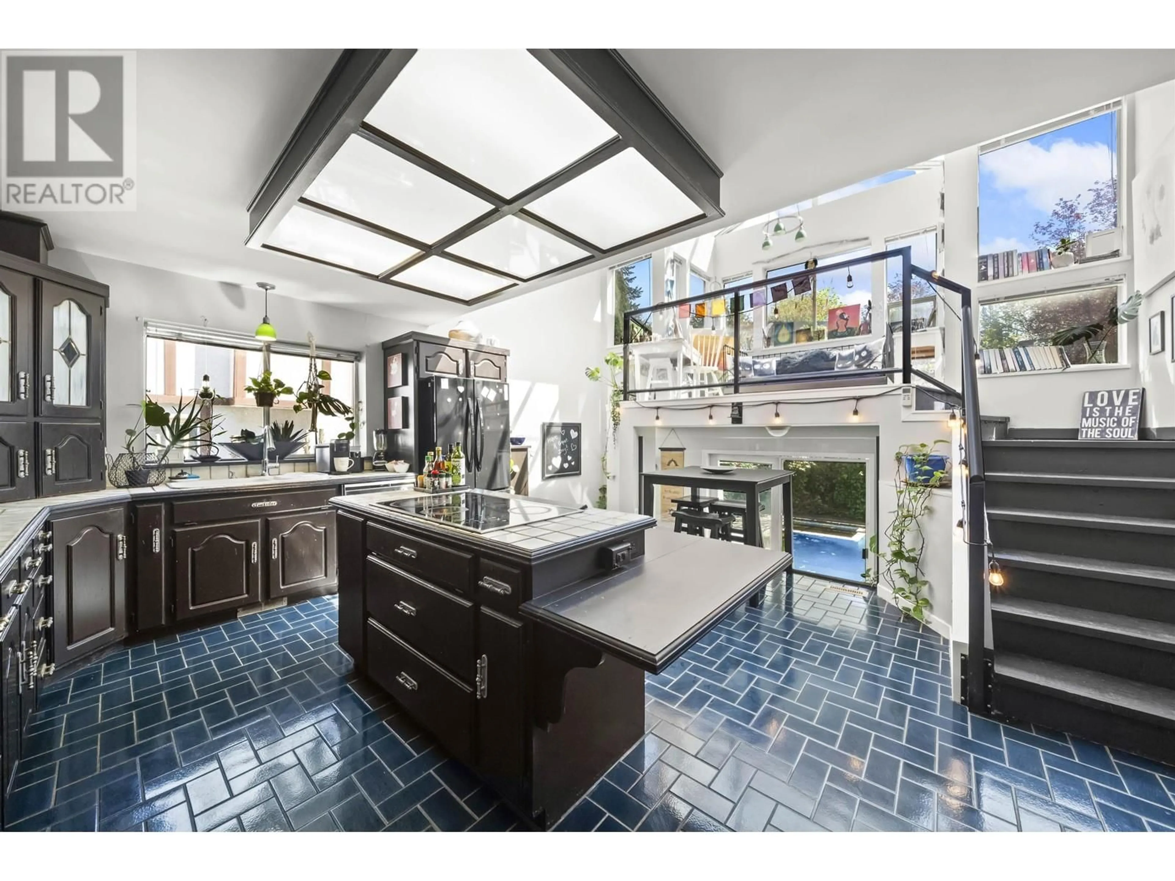 Contemporary kitchen, ceramic/tile floor for 7628 MORLEY DRIVE, Burnaby British Columbia V5E2K4