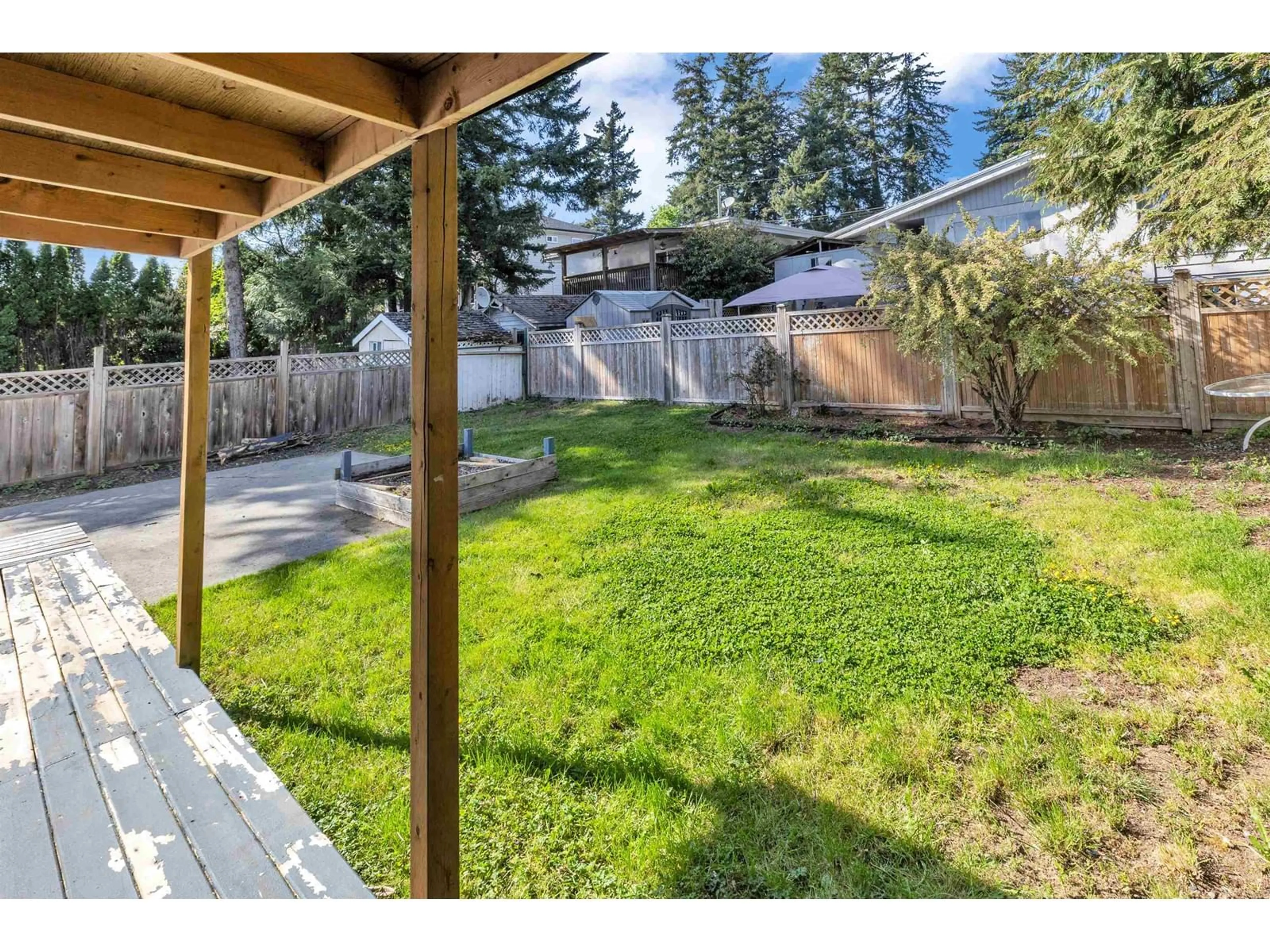 Patio, unknown for 33983 ESSENDENE, Abbotsford British Columbia V2S2H9