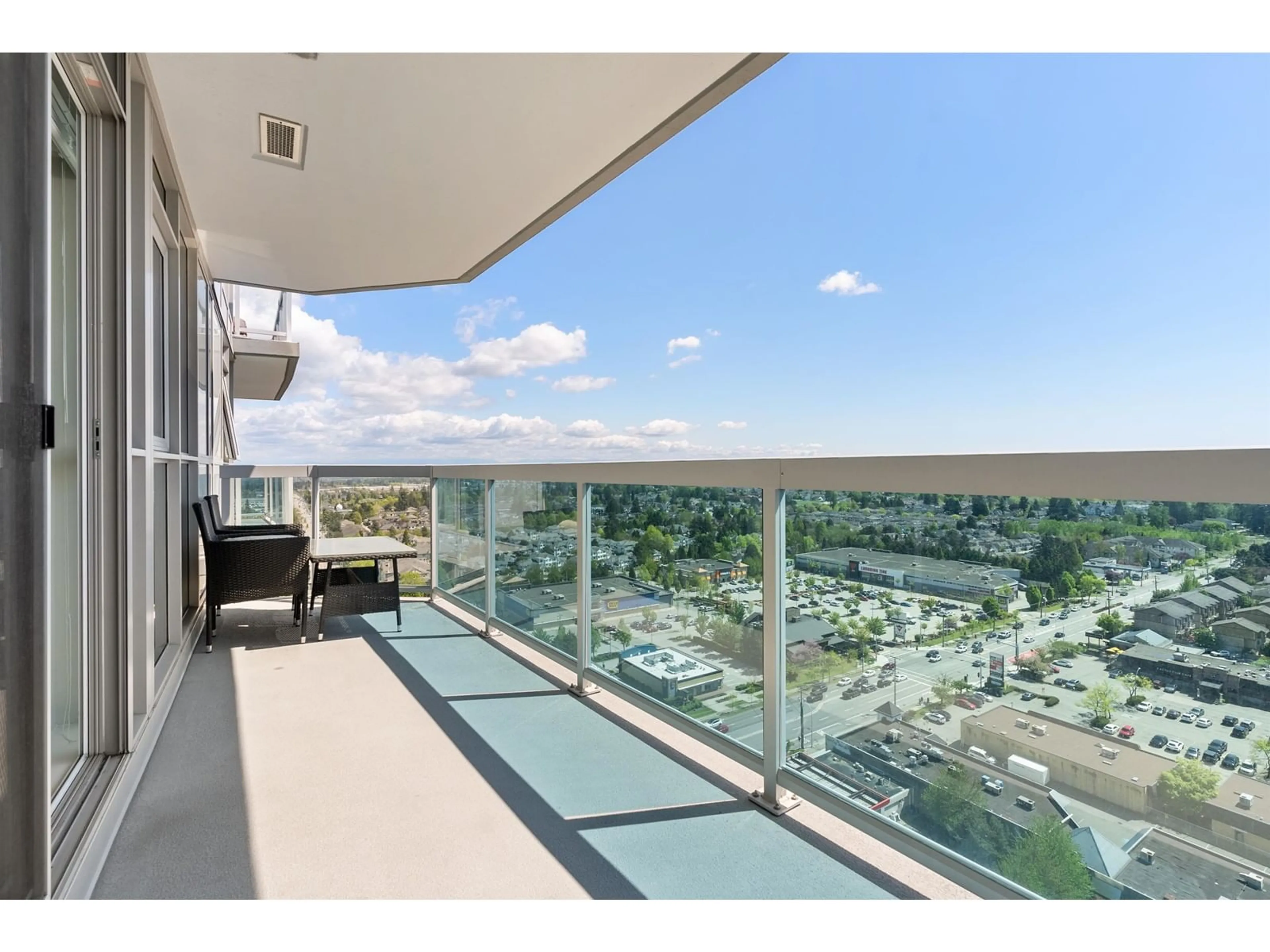 Balcony in the apartment, water/lake/river/ocean view for 2109 - 11967 80, Delta British Columbia V4C0E2