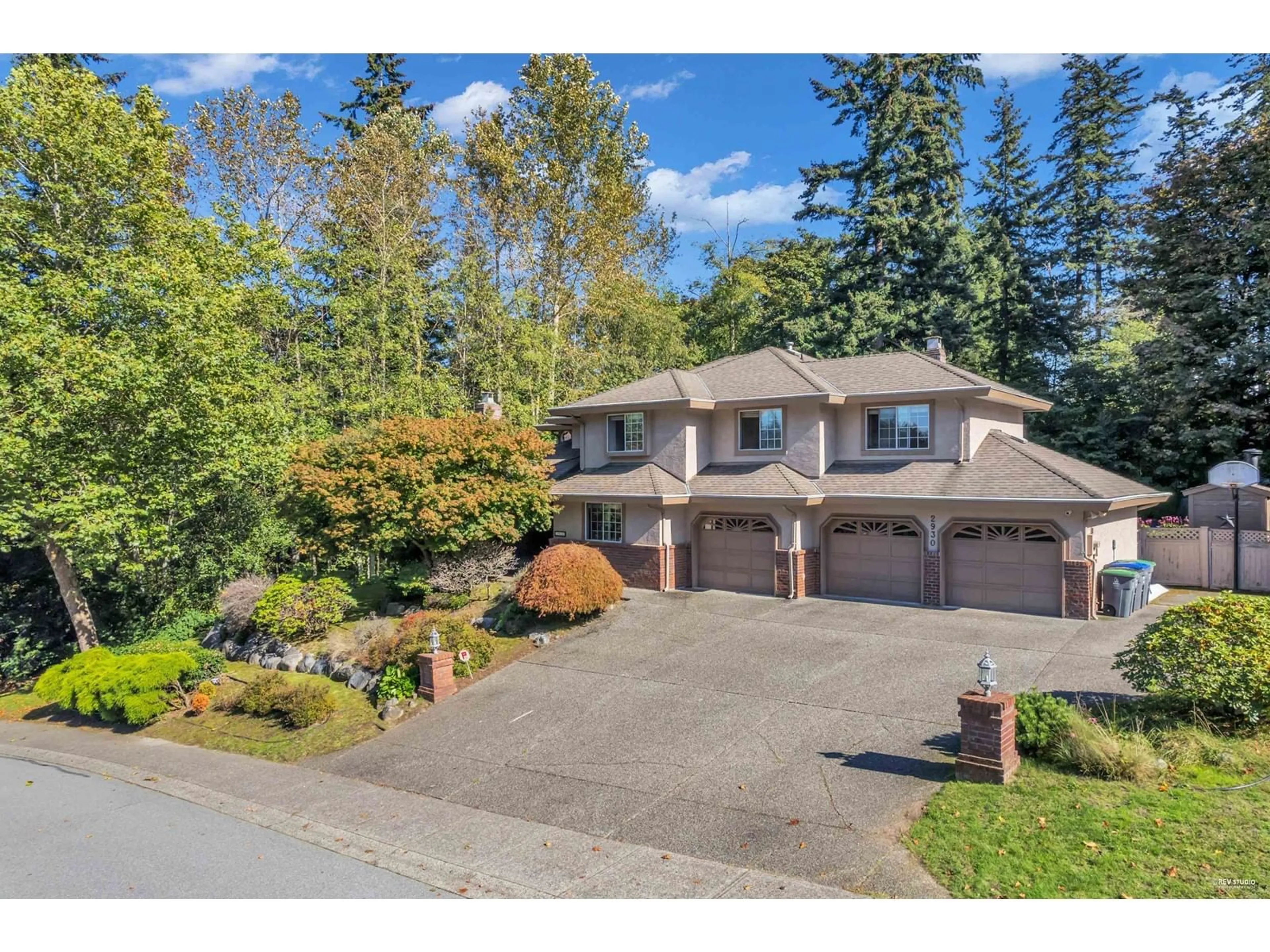 A pic from outside/outdoor area/front of a property/back of a property/a pic from drone, street for 2930 145A, Surrey British Columbia V4P1P7