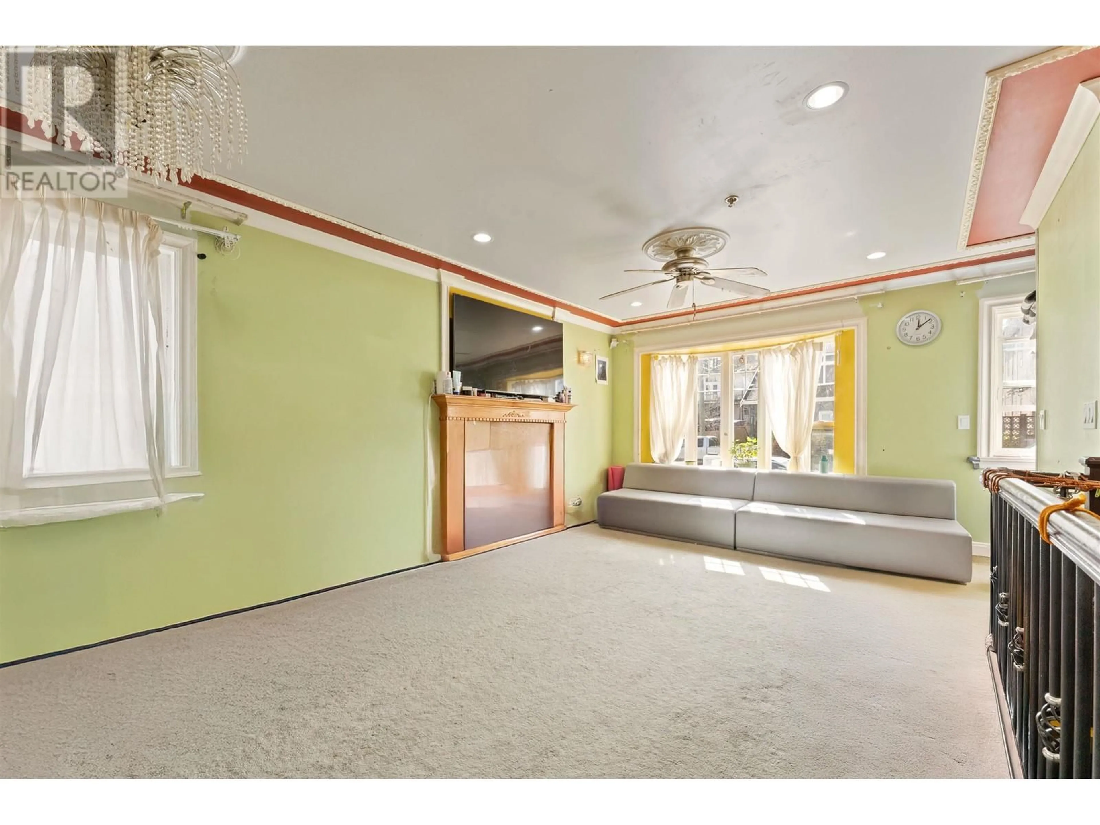 A pic of a room for 743 DURWARD AVENUE, Vancouver British Columbia V5V2Y9