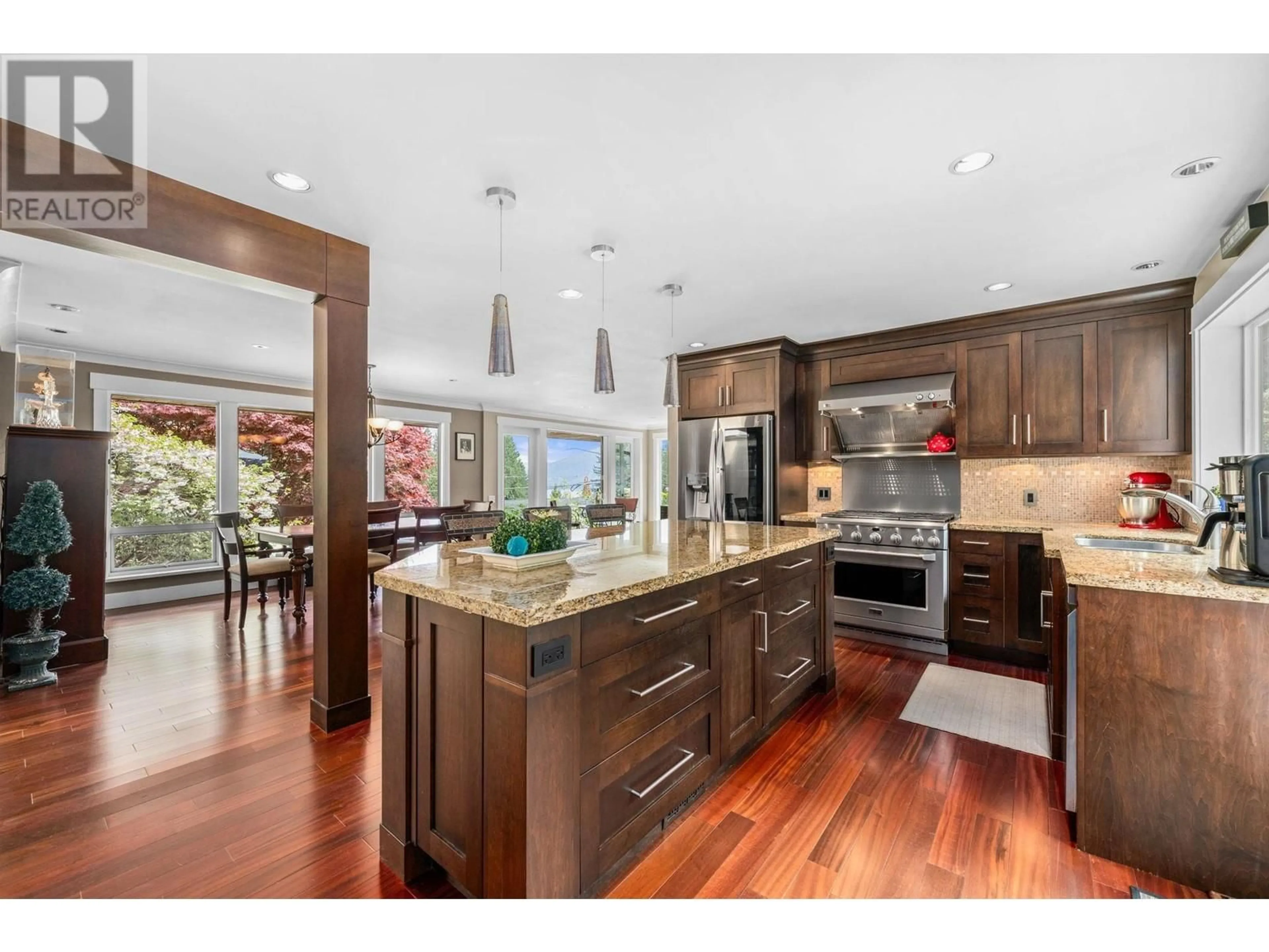 Open concept kitchen, unknown for 871 FAIRWAY DRIVE, North Vancouver British Columbia V7G1Z5