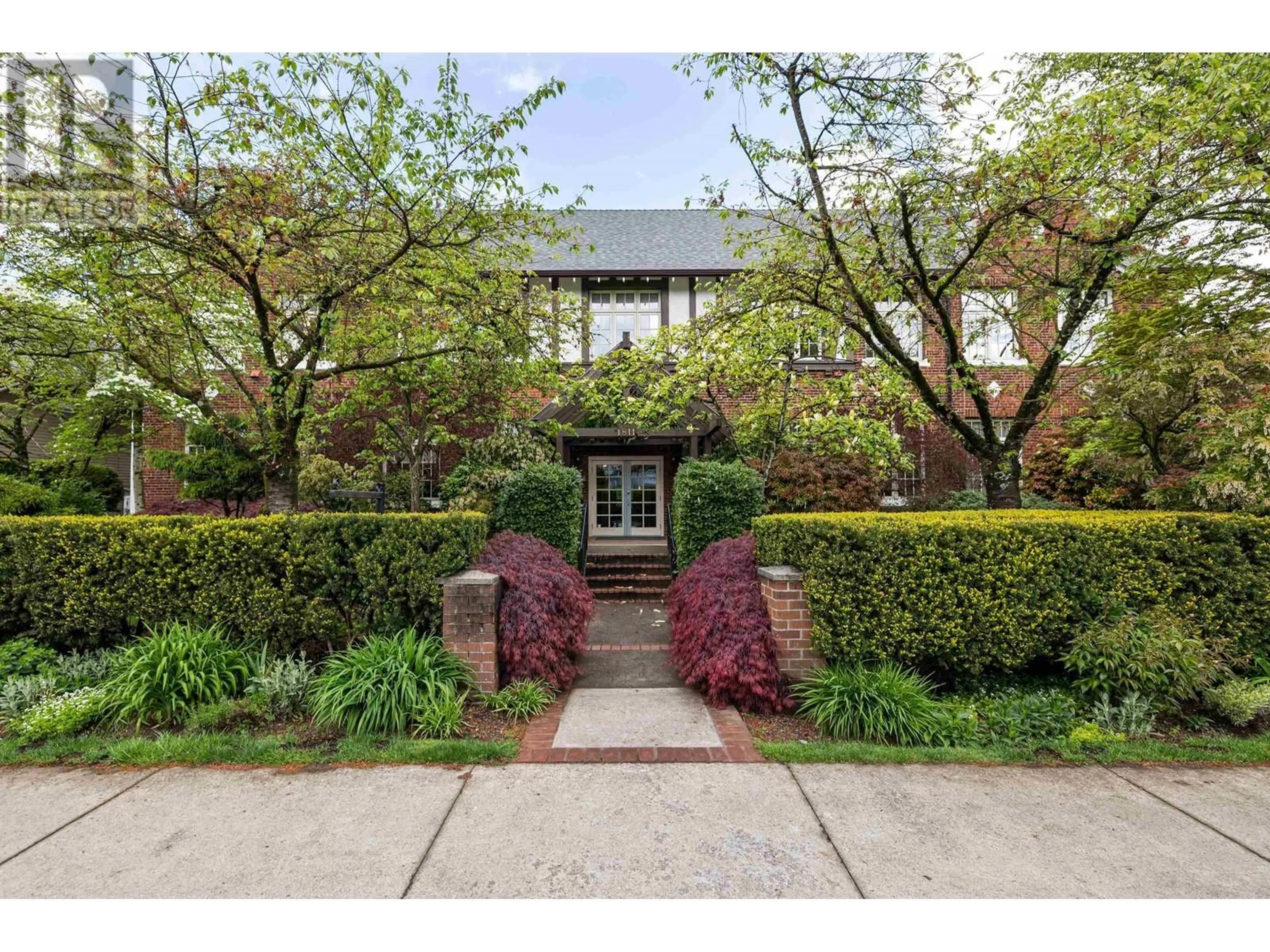 Unknown for 208 - 1811 16TH AVENUE, Vancouver British Columbia V6J2M3