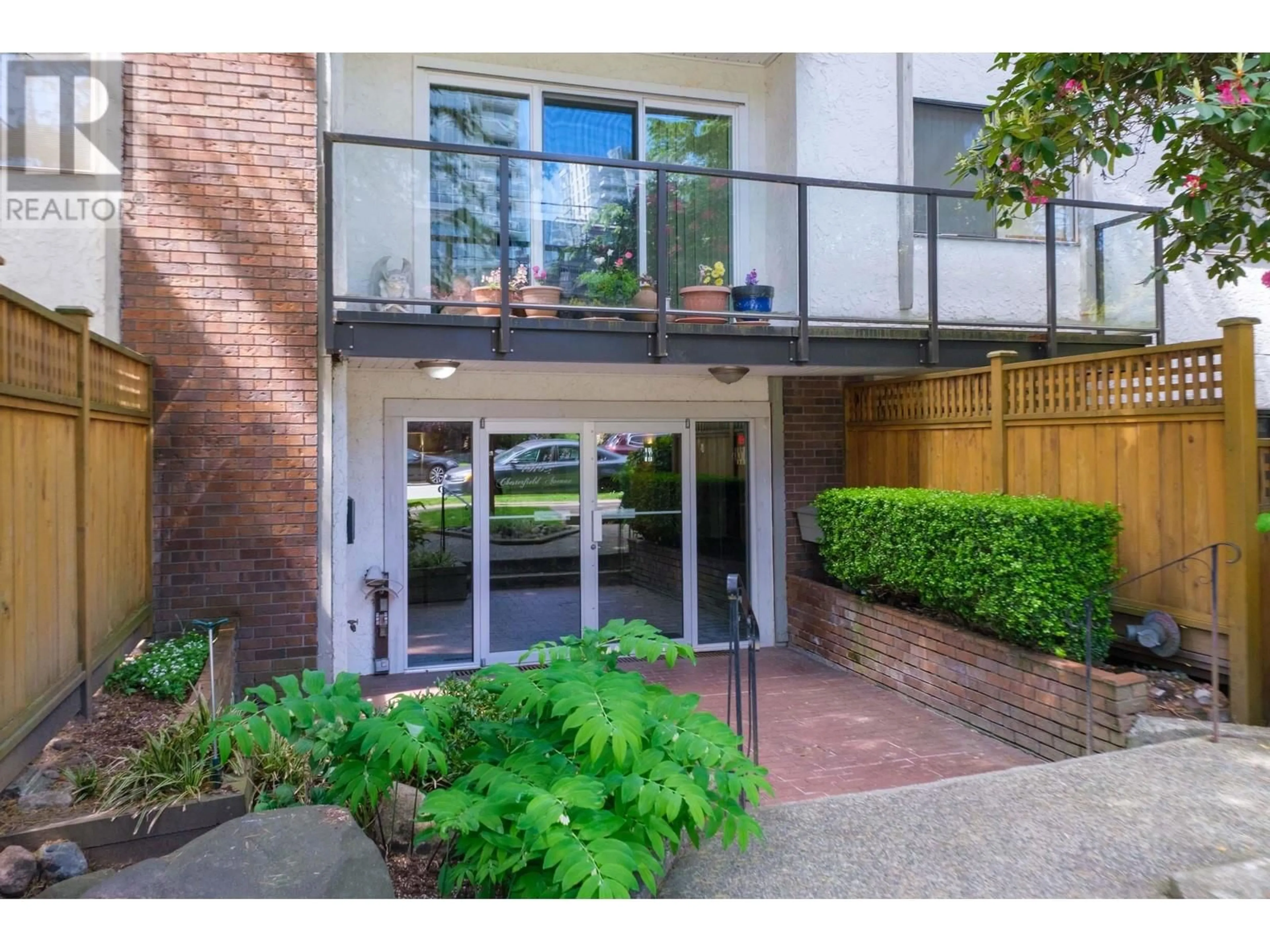 Unknown for 306 - 1515 CHESTERFIELD AVENUE, North Vancouver British Columbia V7M2N5