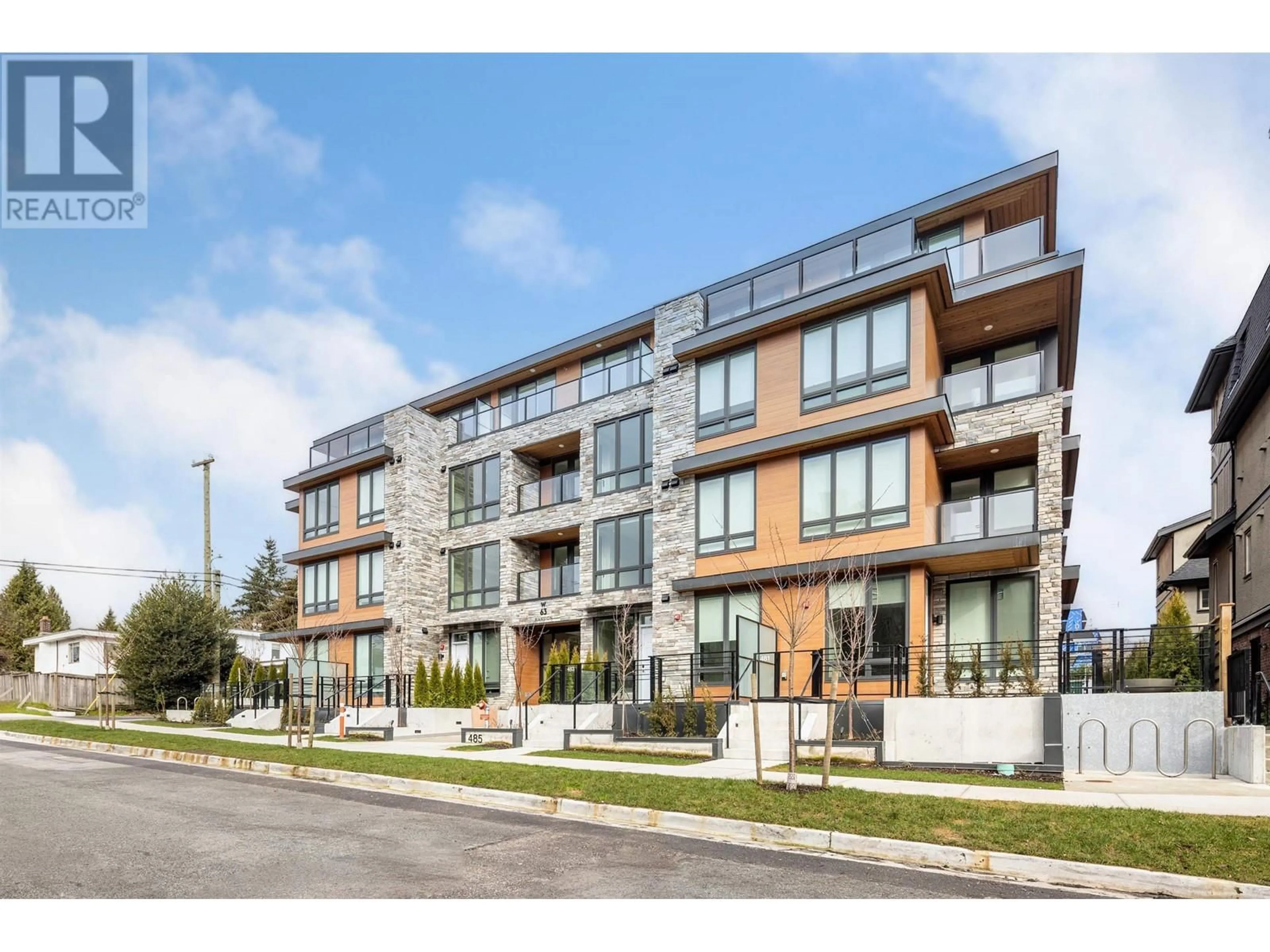 Unknown for 205 - 485 63RD AVENUE, Vancouver British Columbia V5X2J3