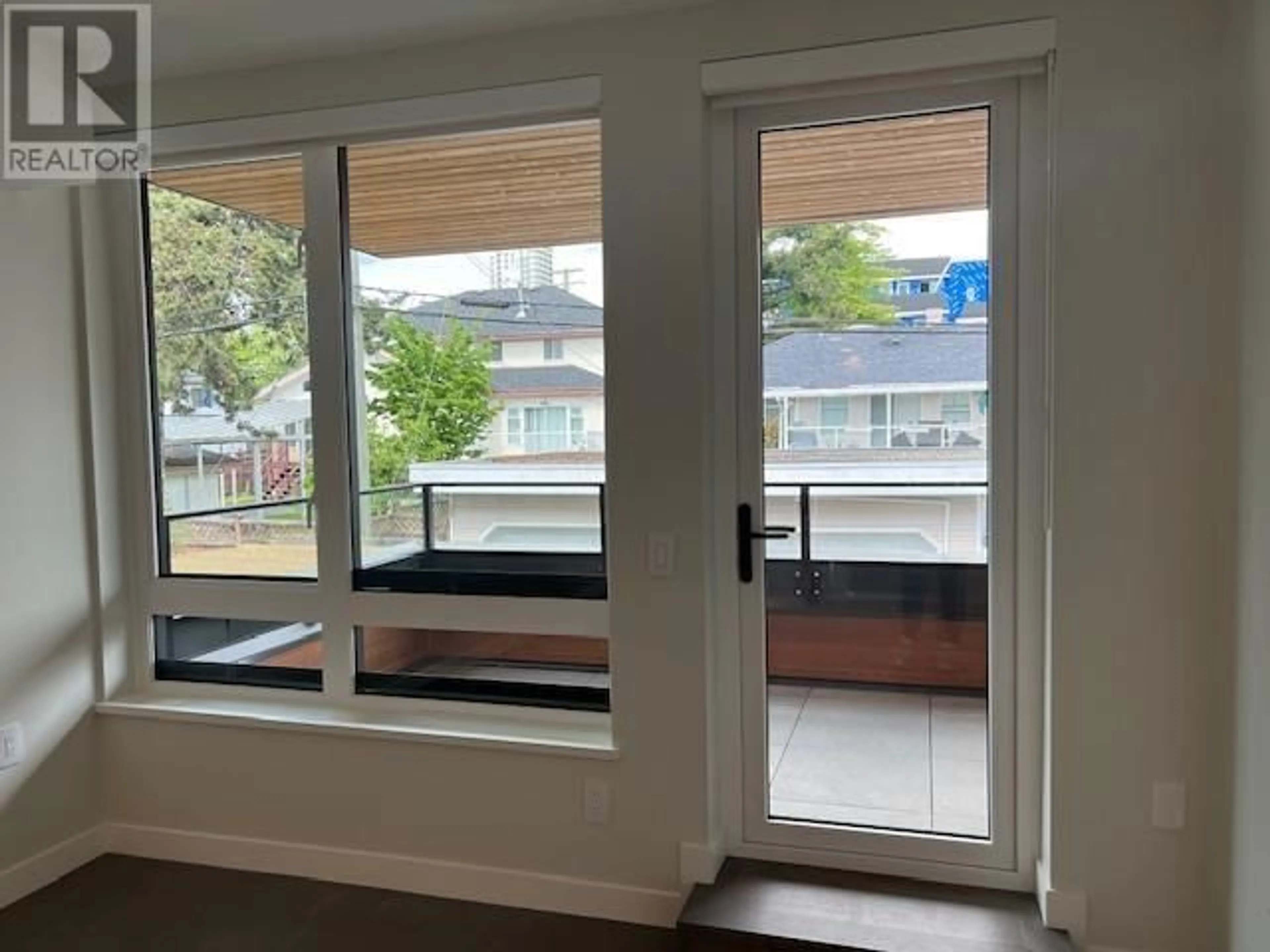 Unknown for 205 - 485 63RD AVENUE, Vancouver British Columbia V5X2J3