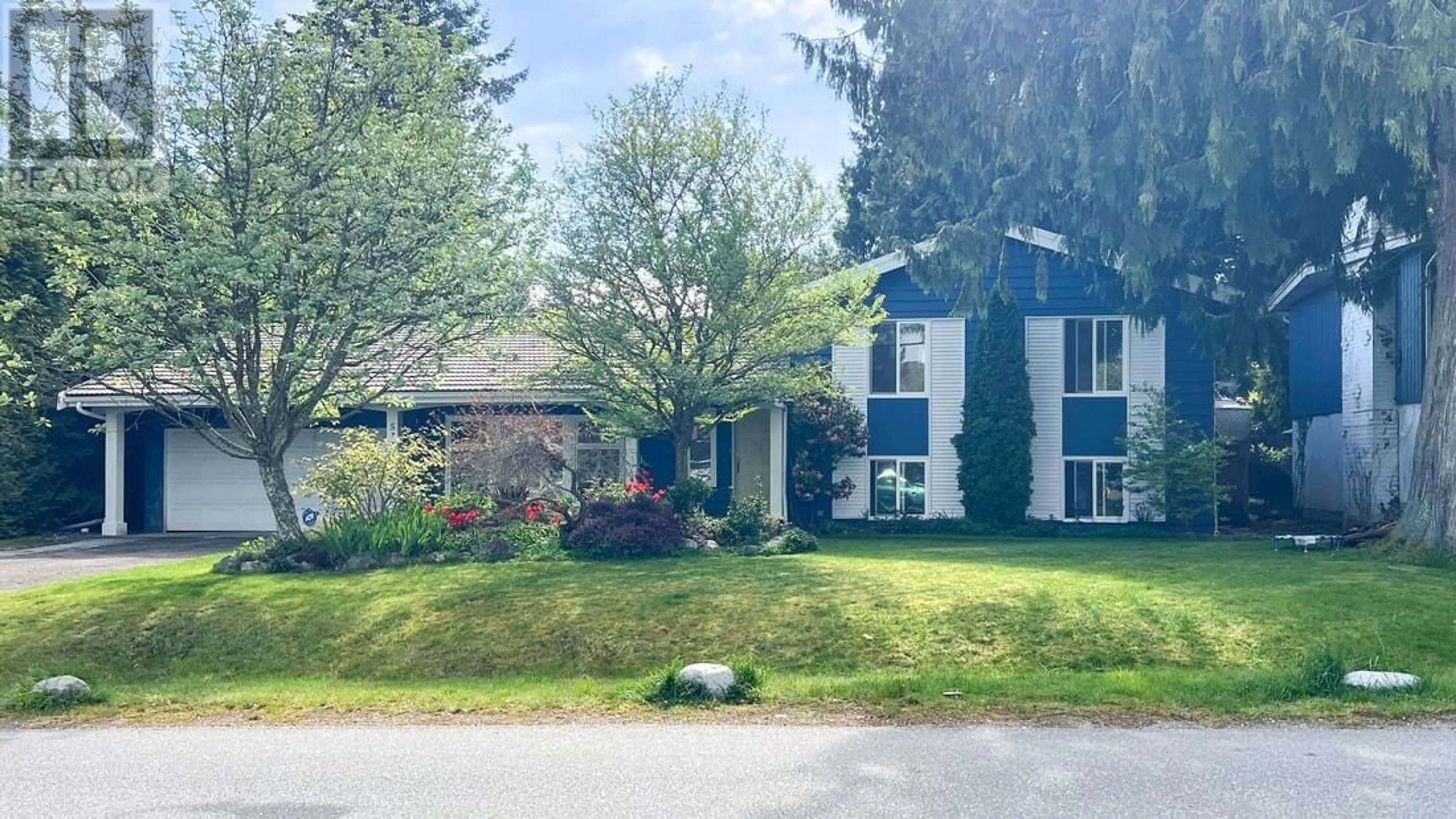 Home with vinyl exterior material, street for 5334 UPLAND DRIVE, Delta British Columbia V4M2G4