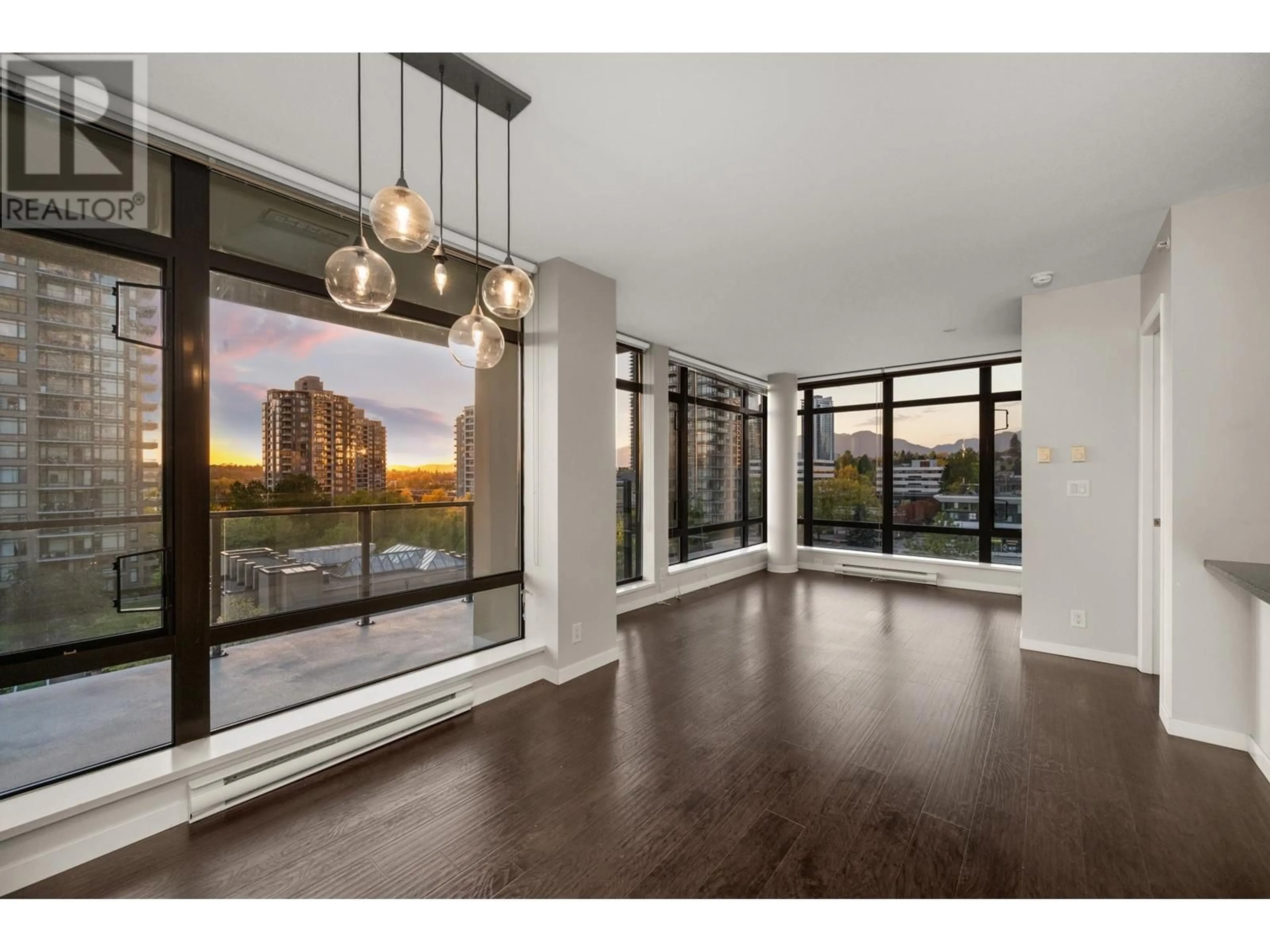 Unknown for 804 - 2355 MADISON AVENUE, Burnaby British Columbia V5C0B3