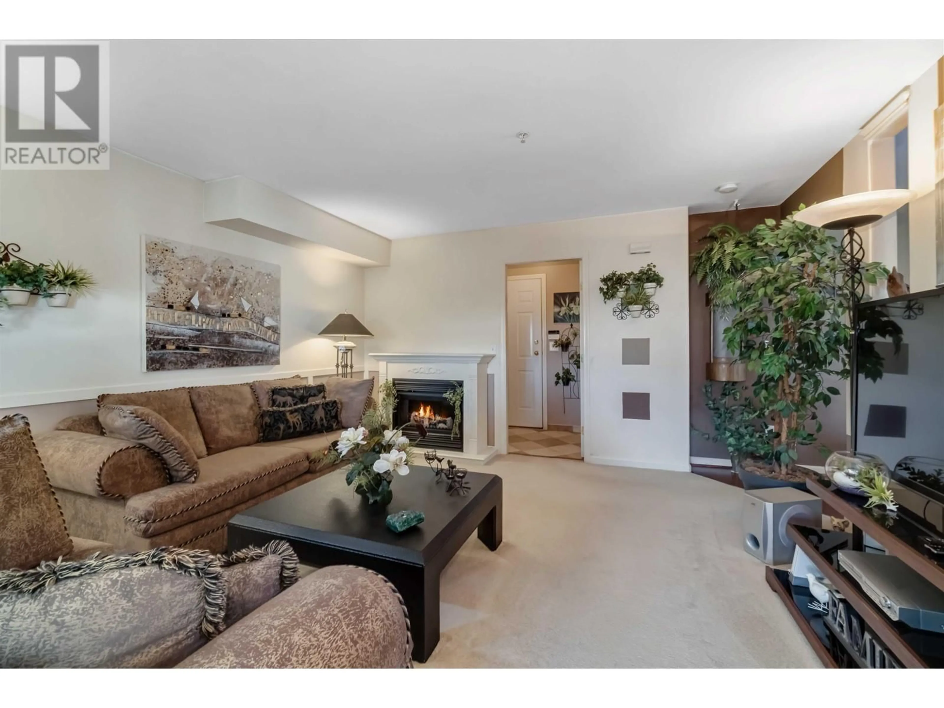 Living room with furniture, unknown for 25 - 1255 RIVERSIDE DRIVE, Port Coquitlam British Columbia V3B7W5