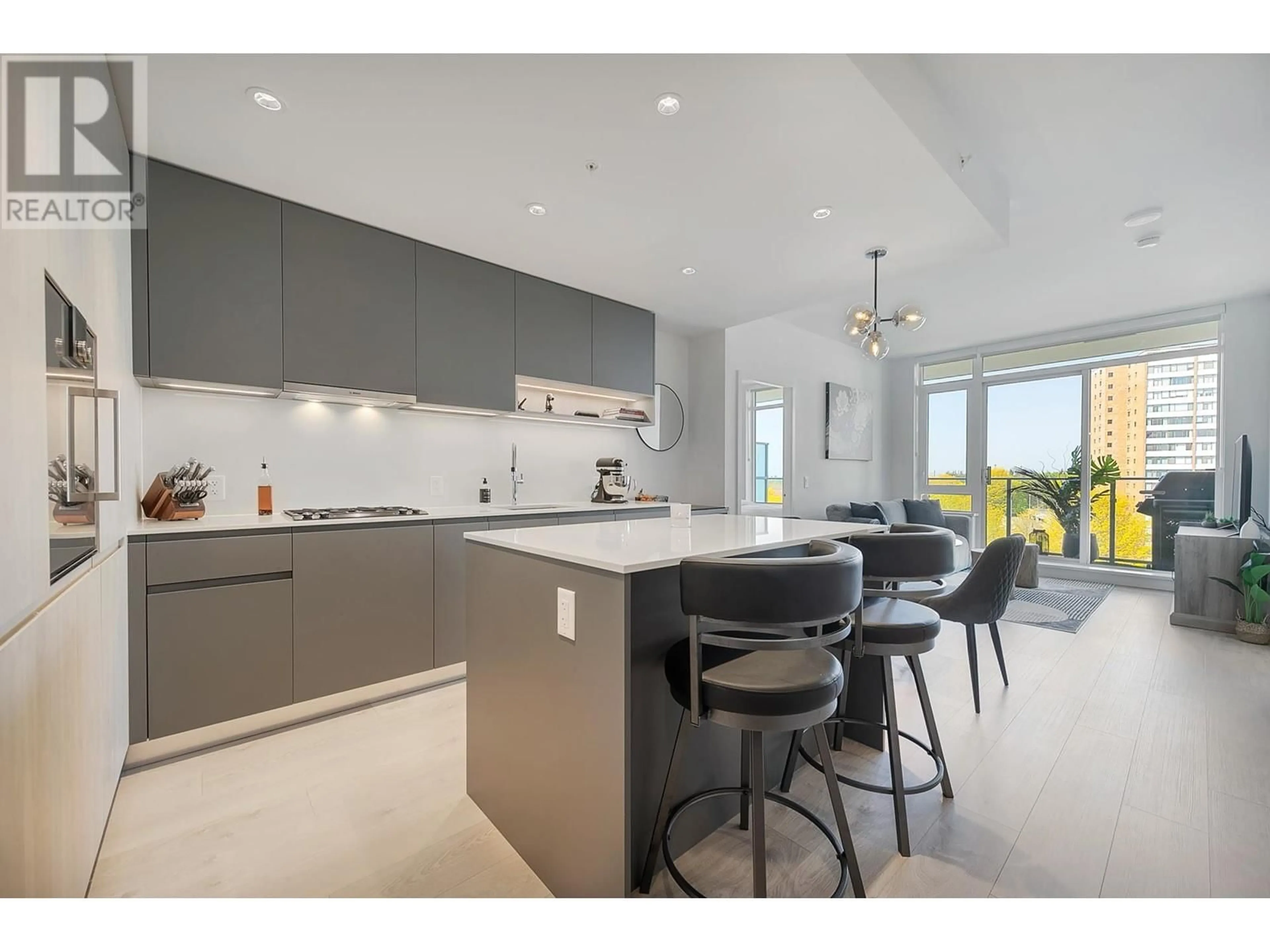 Open concept kitchen, ceramic/tile floor for 620 - 6808 MINORU BOULEVARD, Richmond British Columbia V6Y0M7