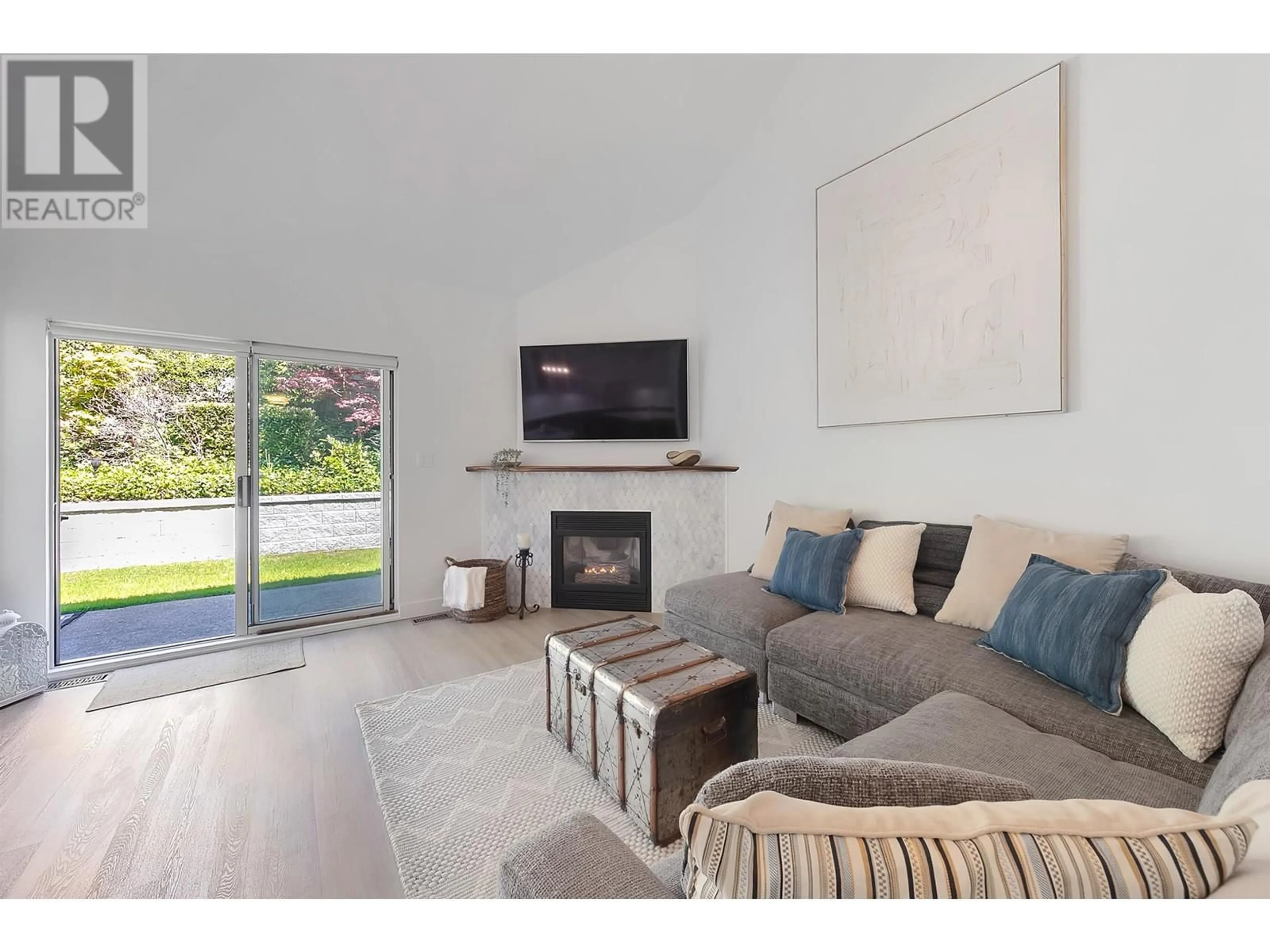 Living room with furniture, unknown for 3 - 650 ROCHE POINT DRIVE, North Vancouver British Columbia V7H2Z5