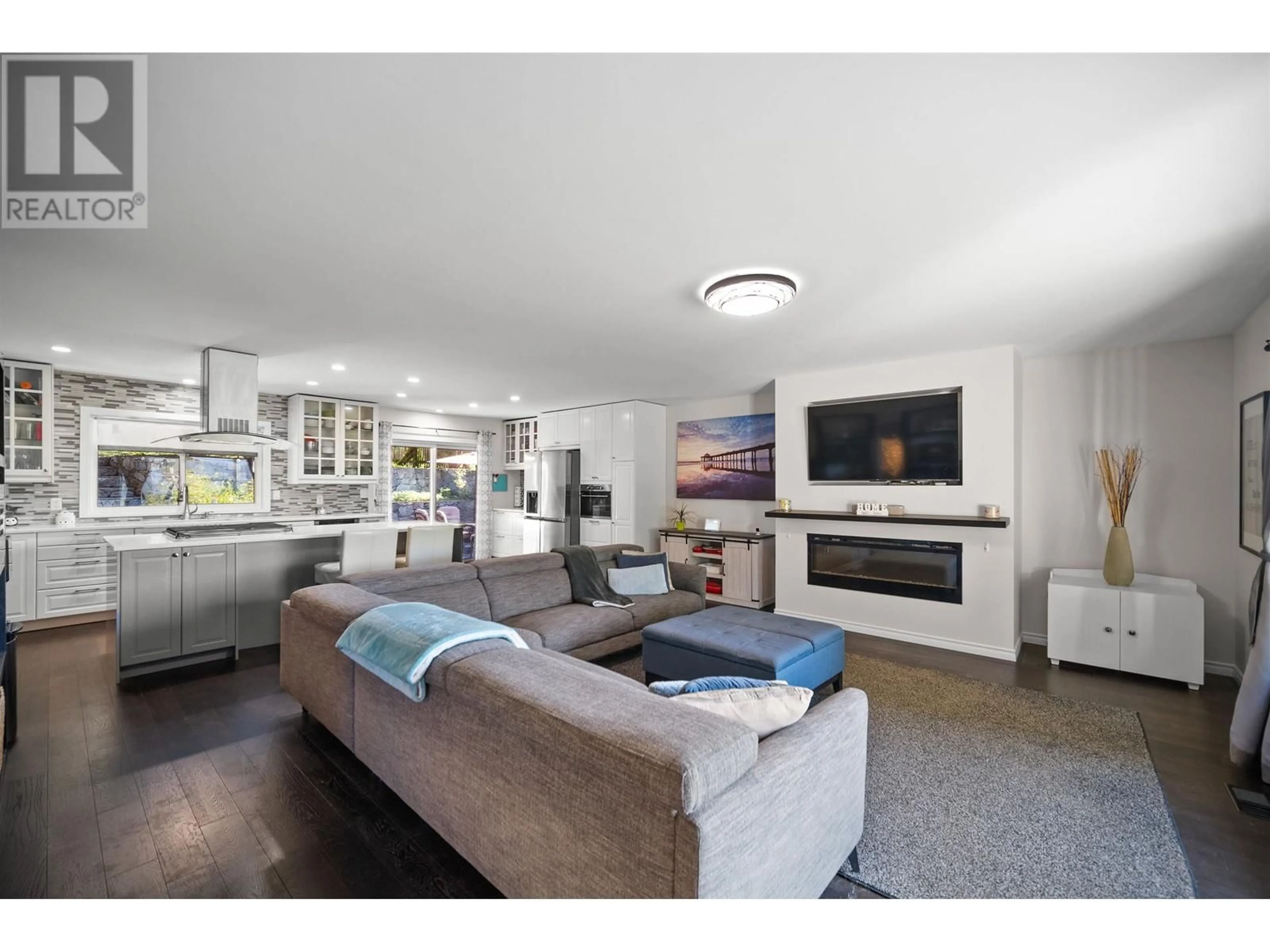 Unknown for 2318 SUMPTER DRIVE, Coquitlam British Columbia V3J6Y2