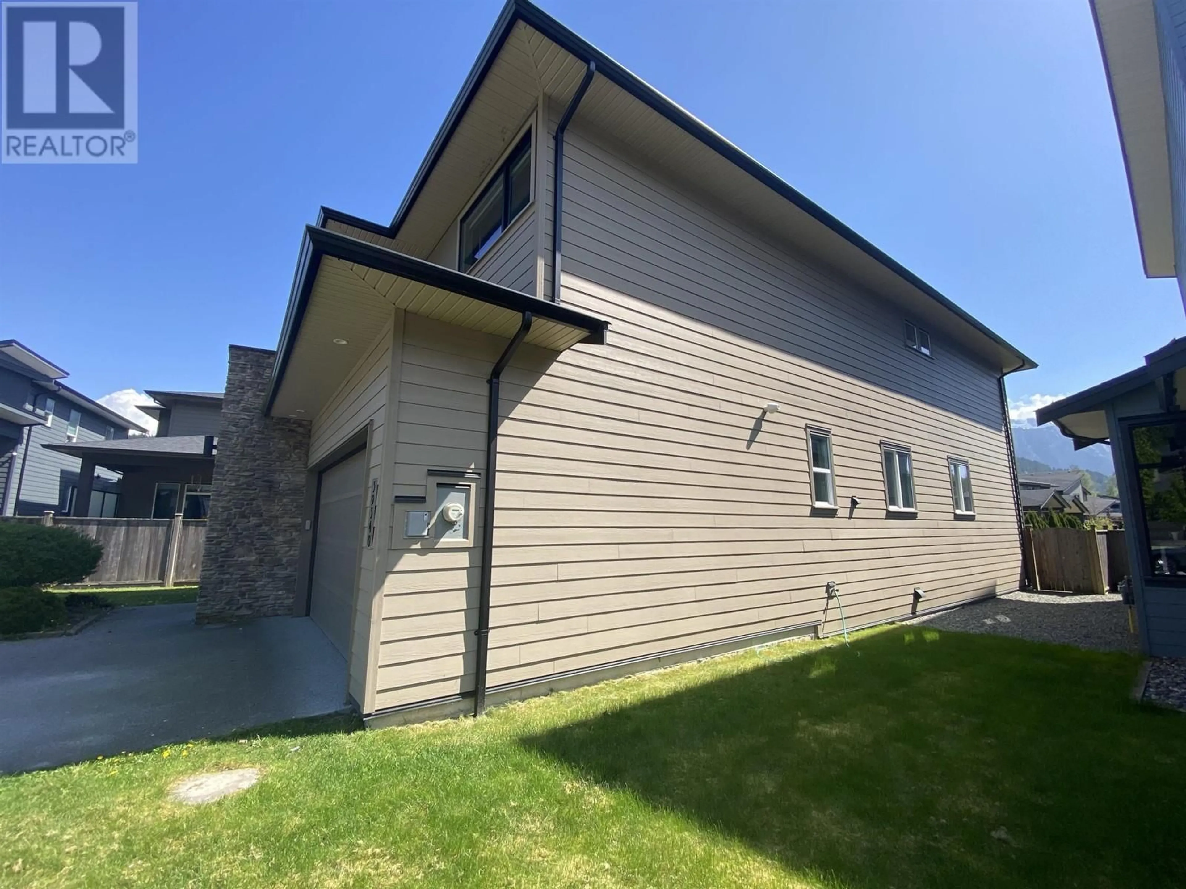 Unknown for 39340 FALCON CRESCENT, Squamish British Columbia V8B0Y9