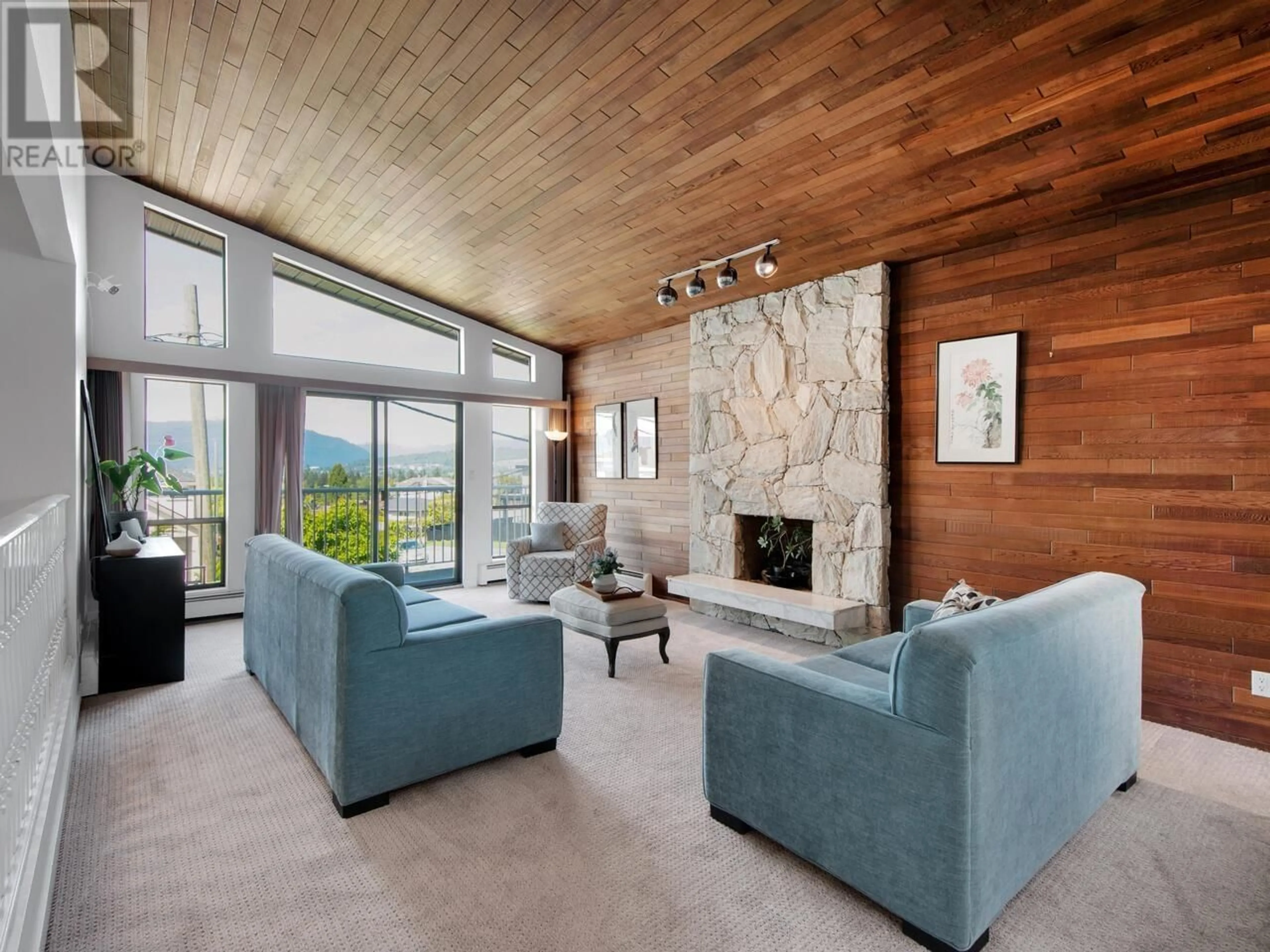 Living room with furniture, unknown for 6272 BRYANT STREET, Burnaby British Columbia V5H1Y2