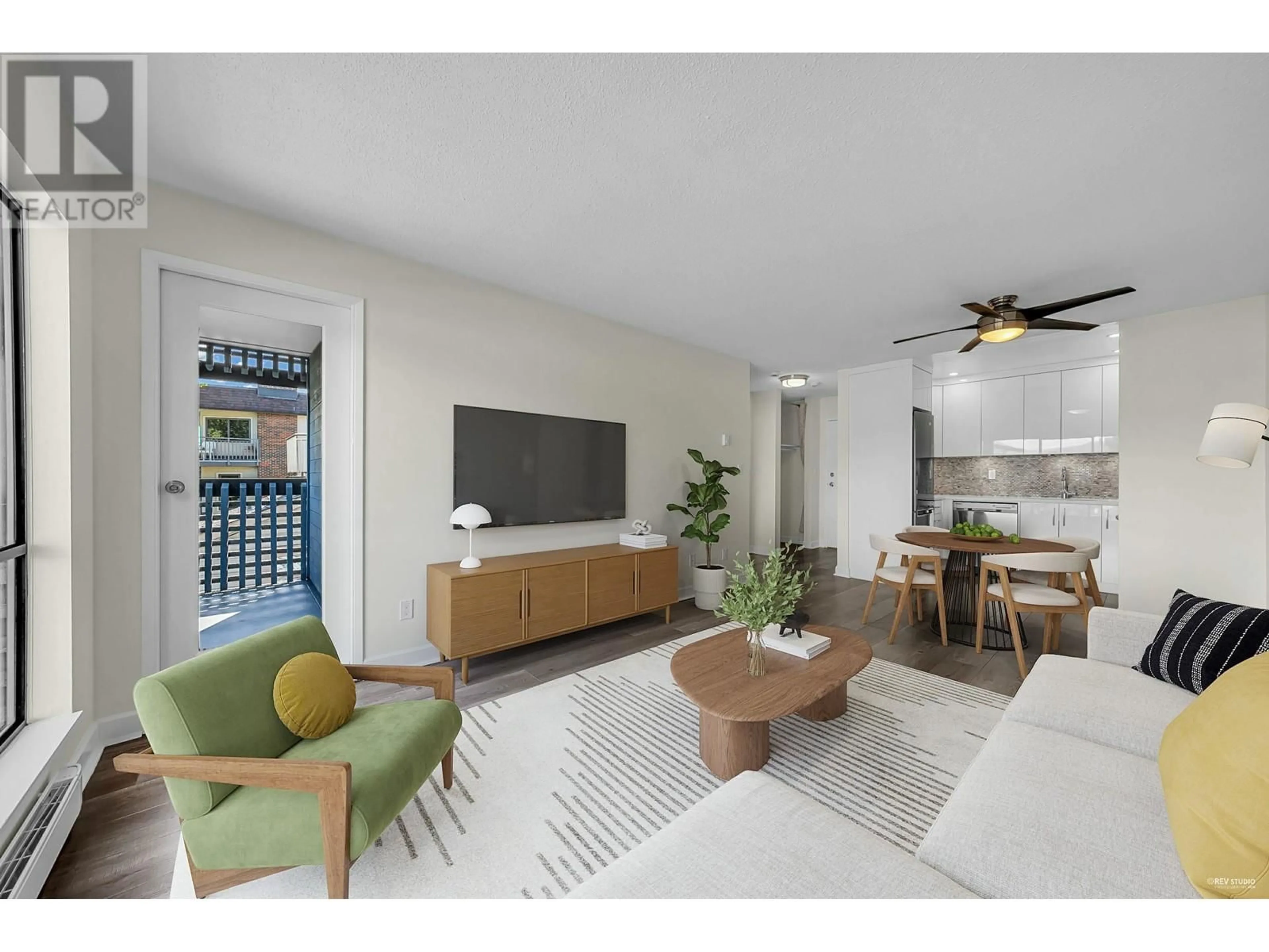 Living room with furniture, unknown for 304 - 2173 6TH AVENUE, Vancouver British Columbia V6K1V5