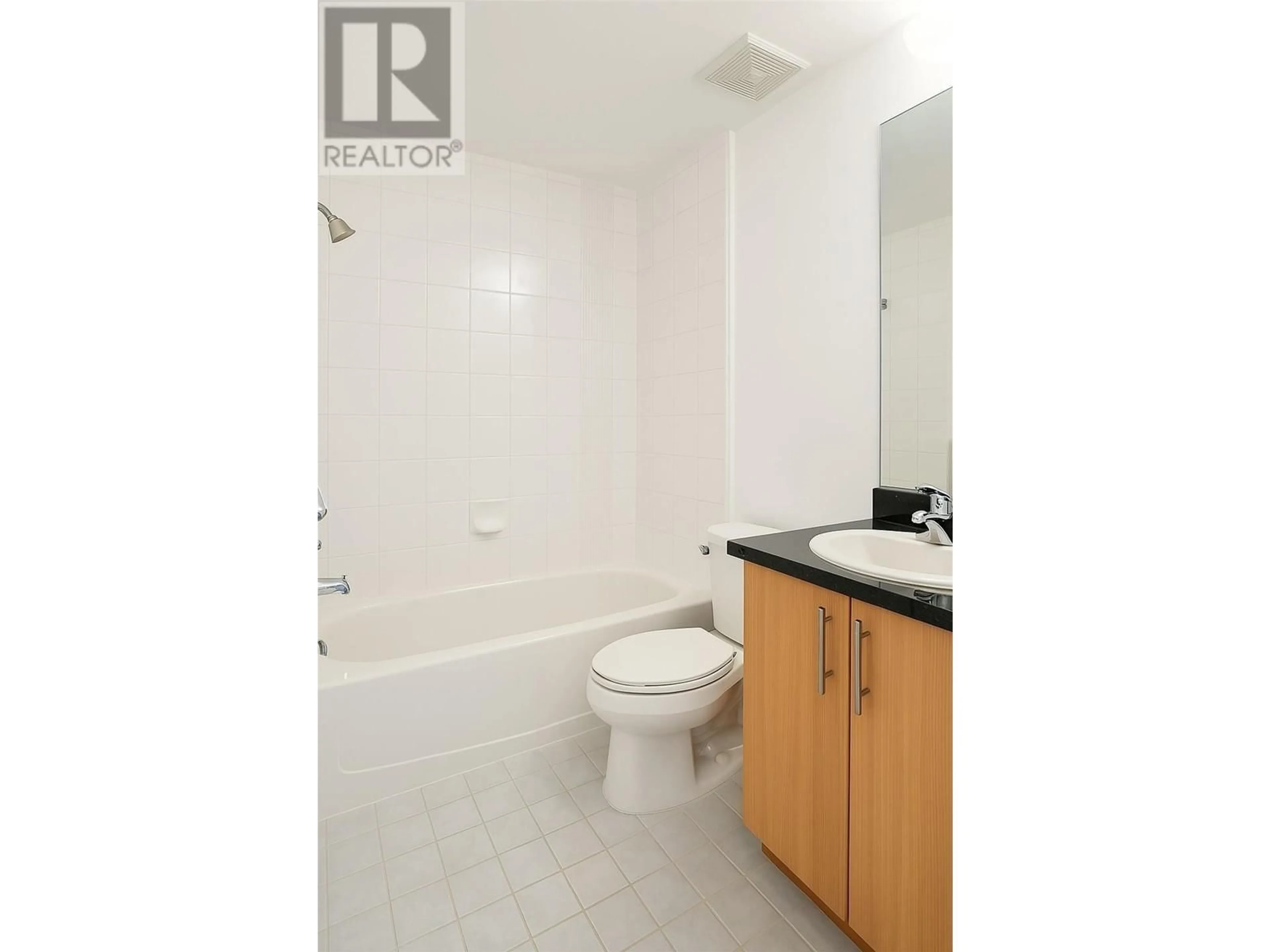 Standard bathroom, unknown for 110 - 3250 ST JOHNS STREET, Port Moody British Columbia V3H0B1