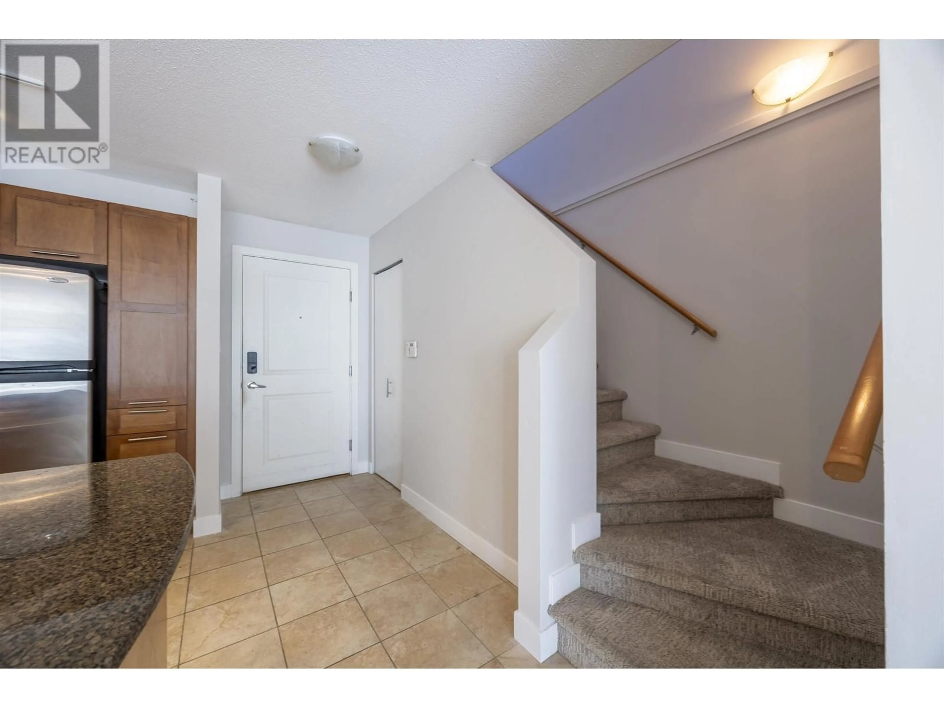 Unknown for 416 - 19677 MEADOW GARDENS WAY, Pitt Meadows British Columbia V3Y0A2