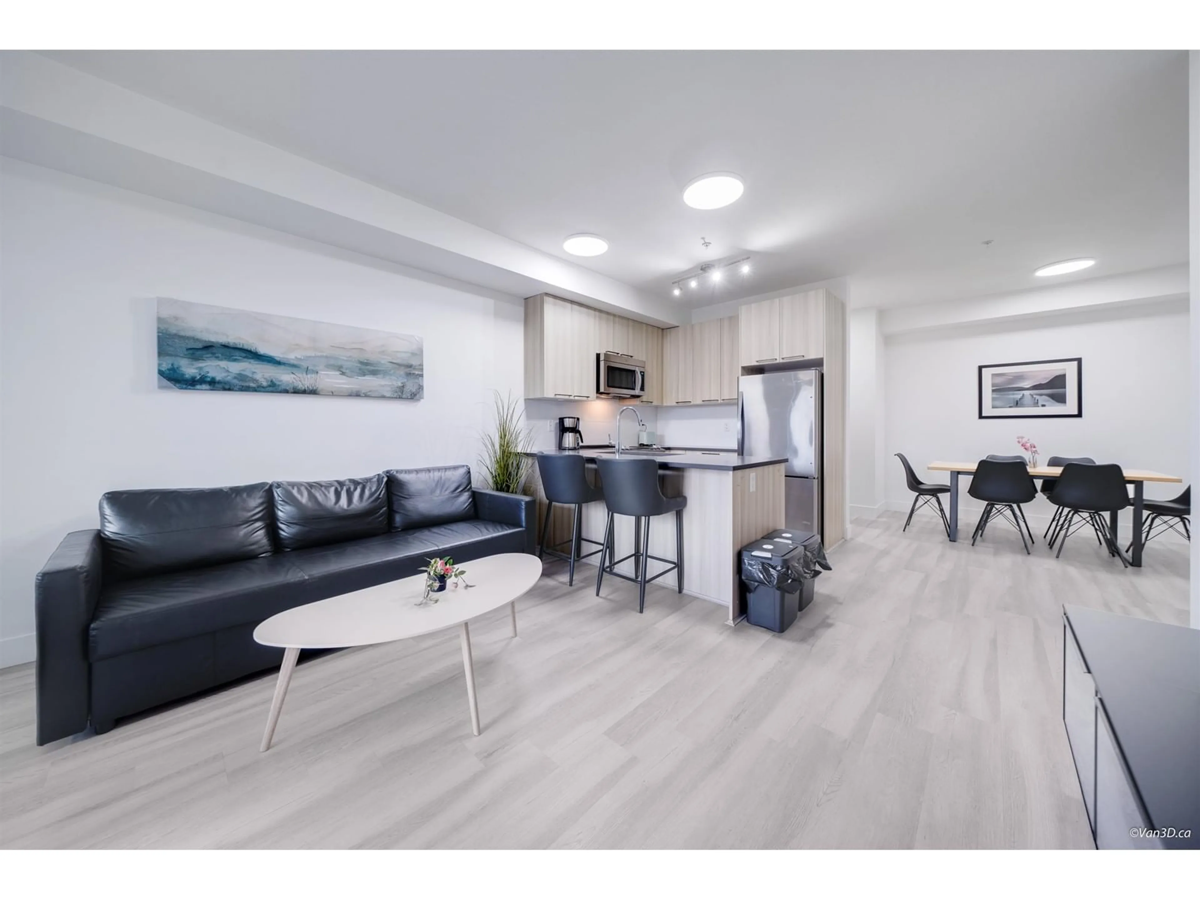 Living room with furniture, unknown for 101 - 15628 104, Surrey British Columbia V4N2J3