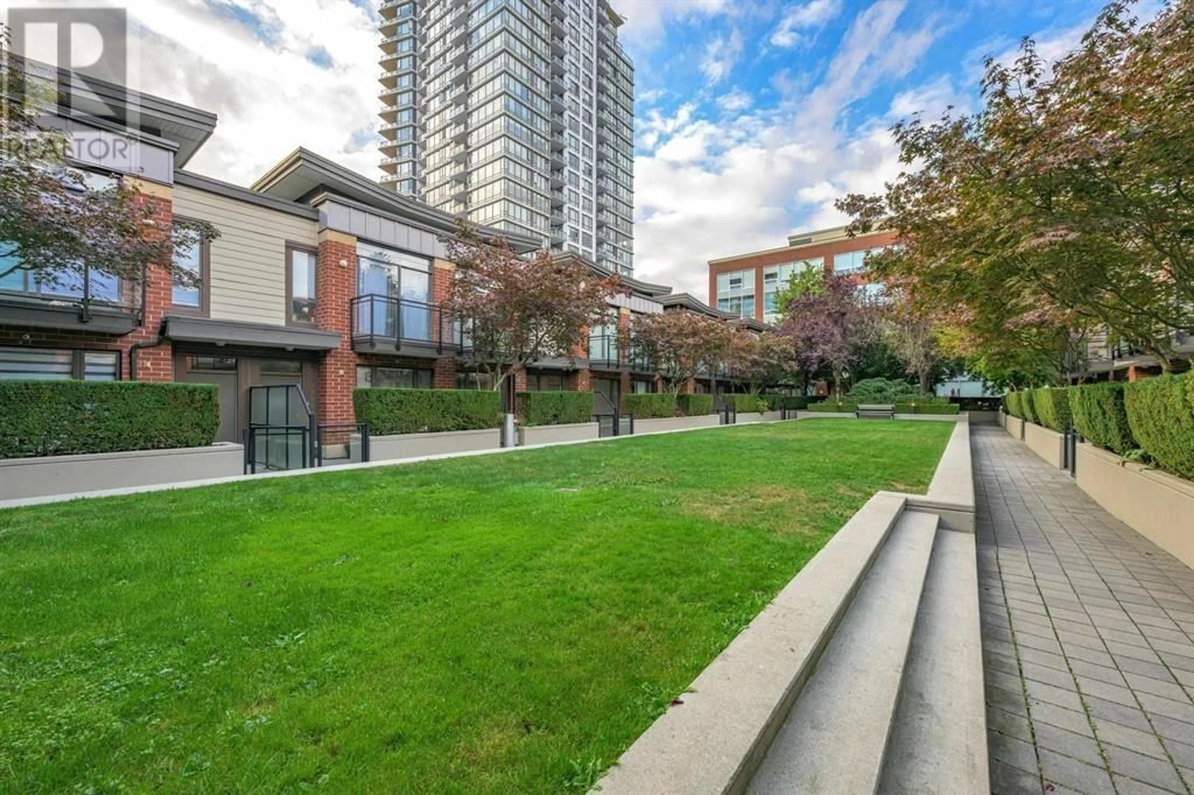 Patio, street for 11 - 130 BREW STREET, Port Moody British Columbia V3H0E3