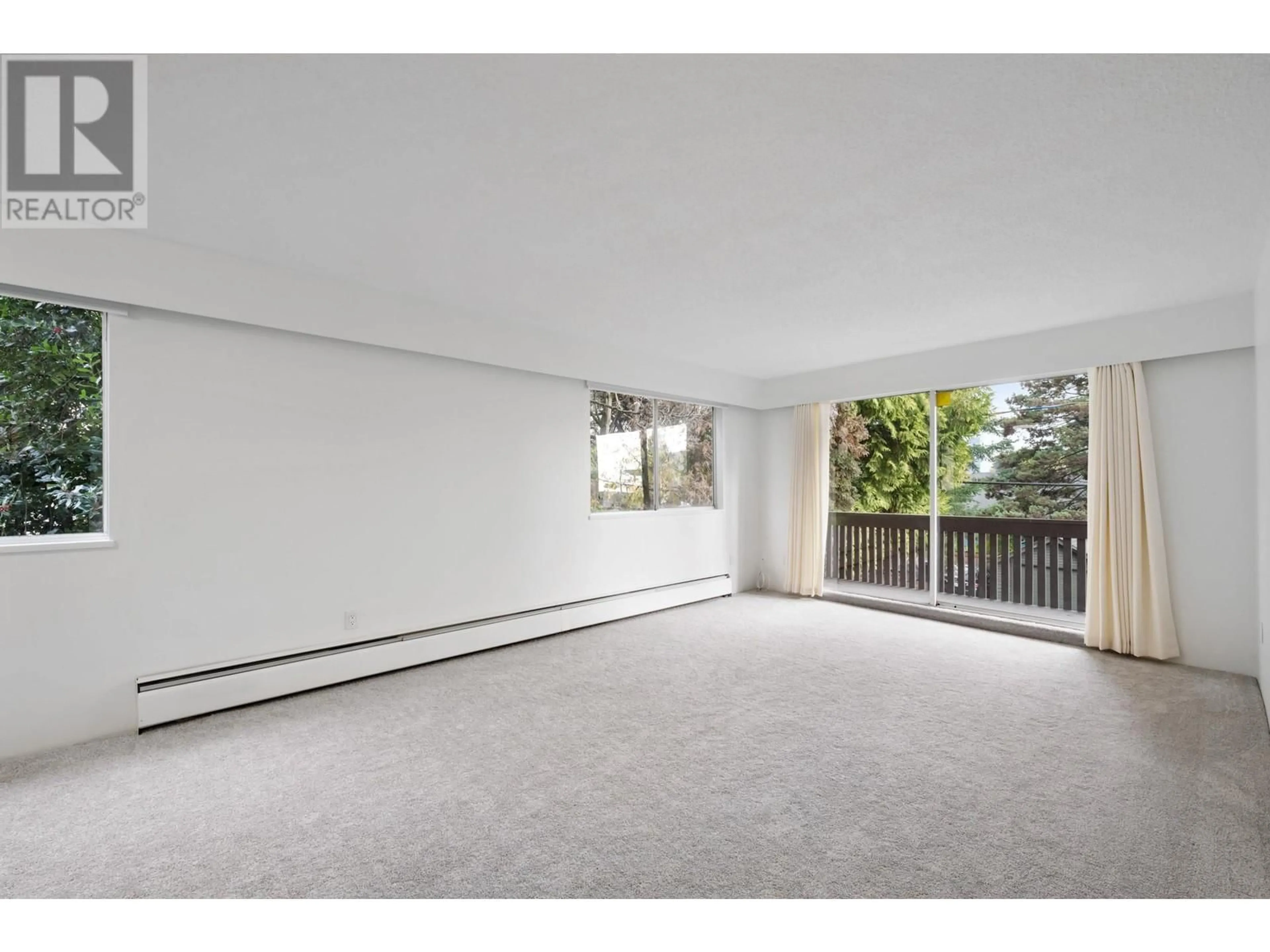A pic of a room for 212 - 910 FIFTH AVENUE, New Westminster British Columbia V3M1Y2
