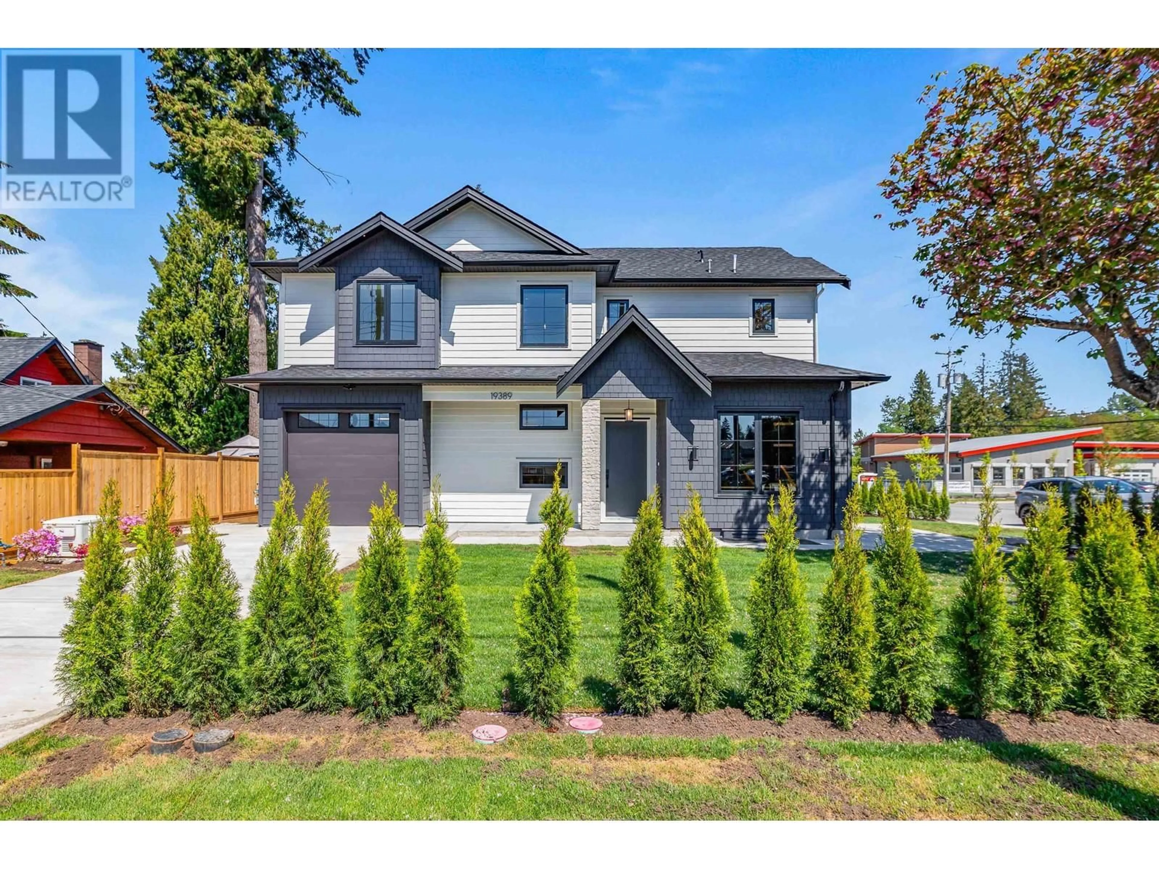 Home with vinyl exterior material, street for 19389 120 AVENUE, Pitt Meadows British Columbia V3Y1J6