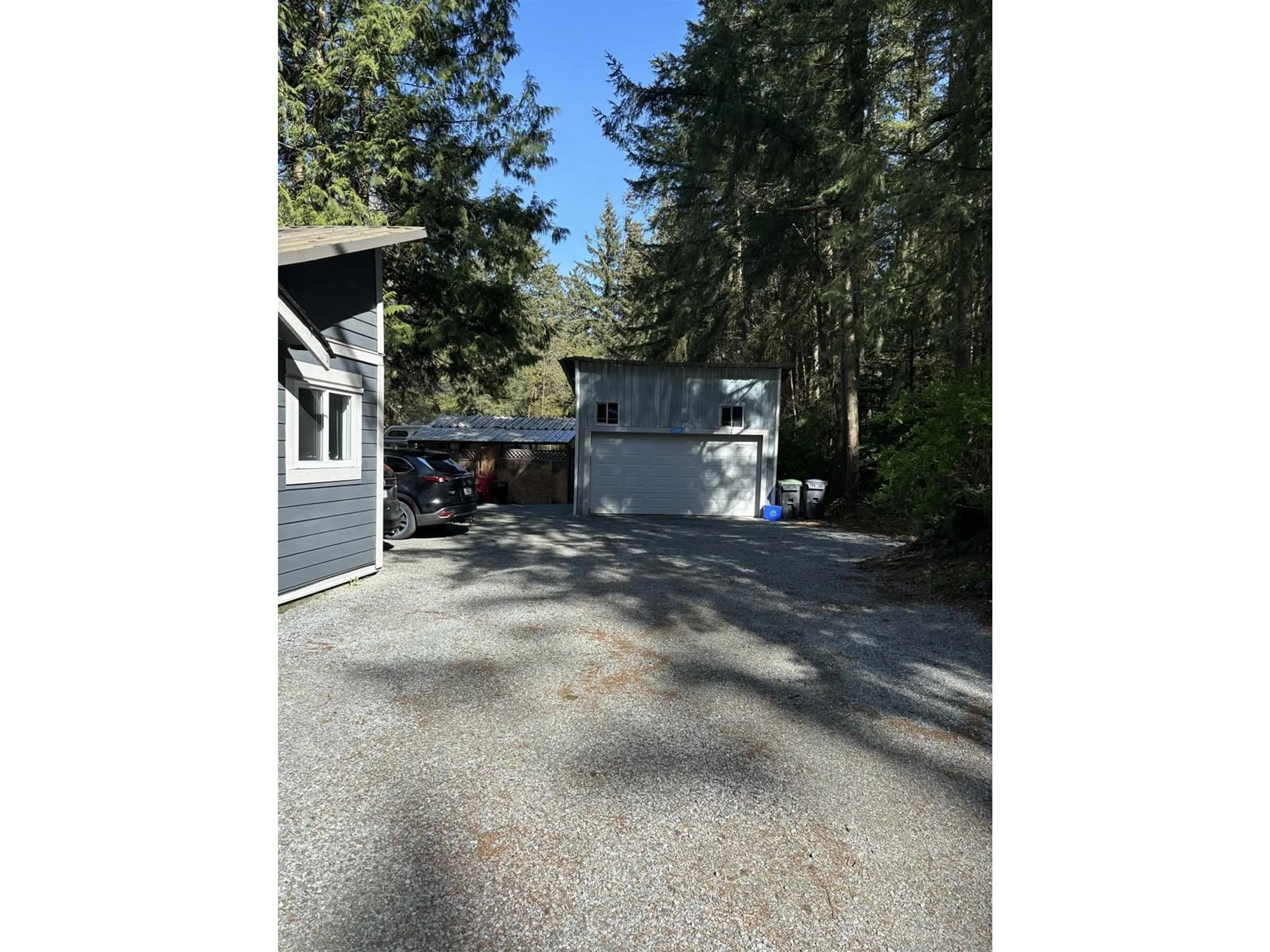 A pic from outside/outdoor area/front of a property/back of a property/a pic from drone, unknown for 2486 200, Langley British Columbia V2Z1X1