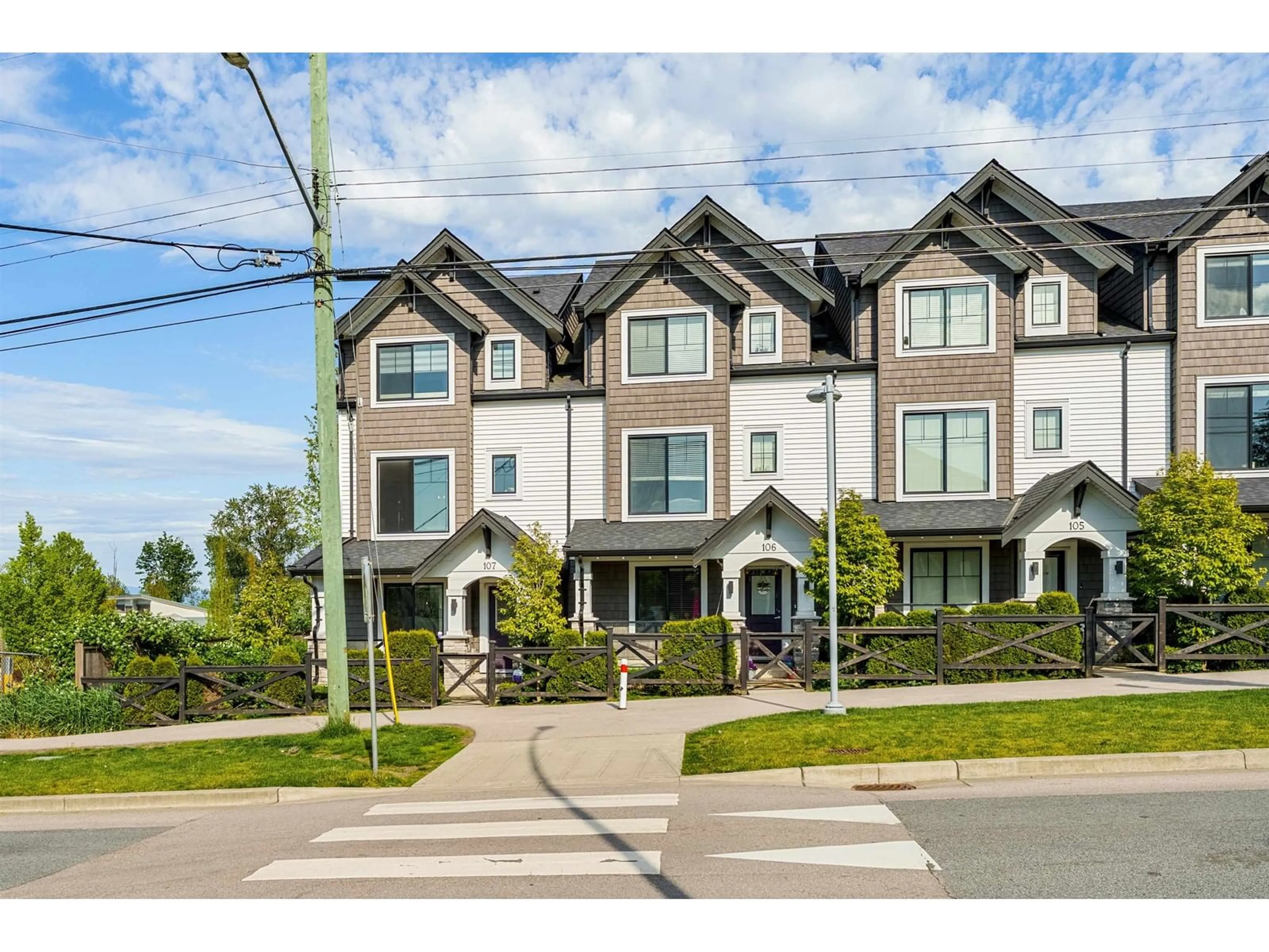 Unknown for 107 - 6030 142, Surrey British Columbia V3X0J5