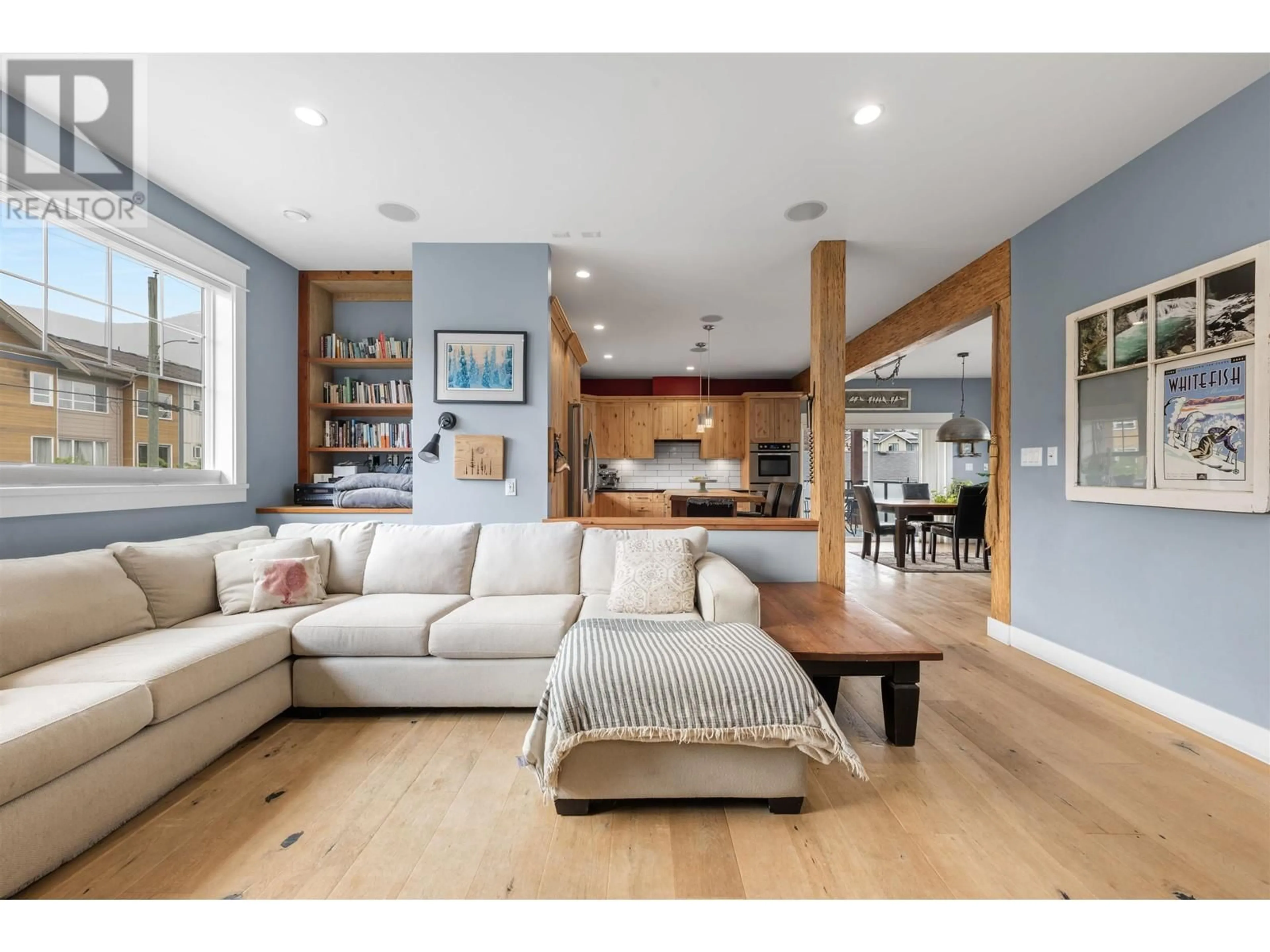 Unknown for 1215 WILSON CRESCENT, Squamish British Columbia V8B0B8