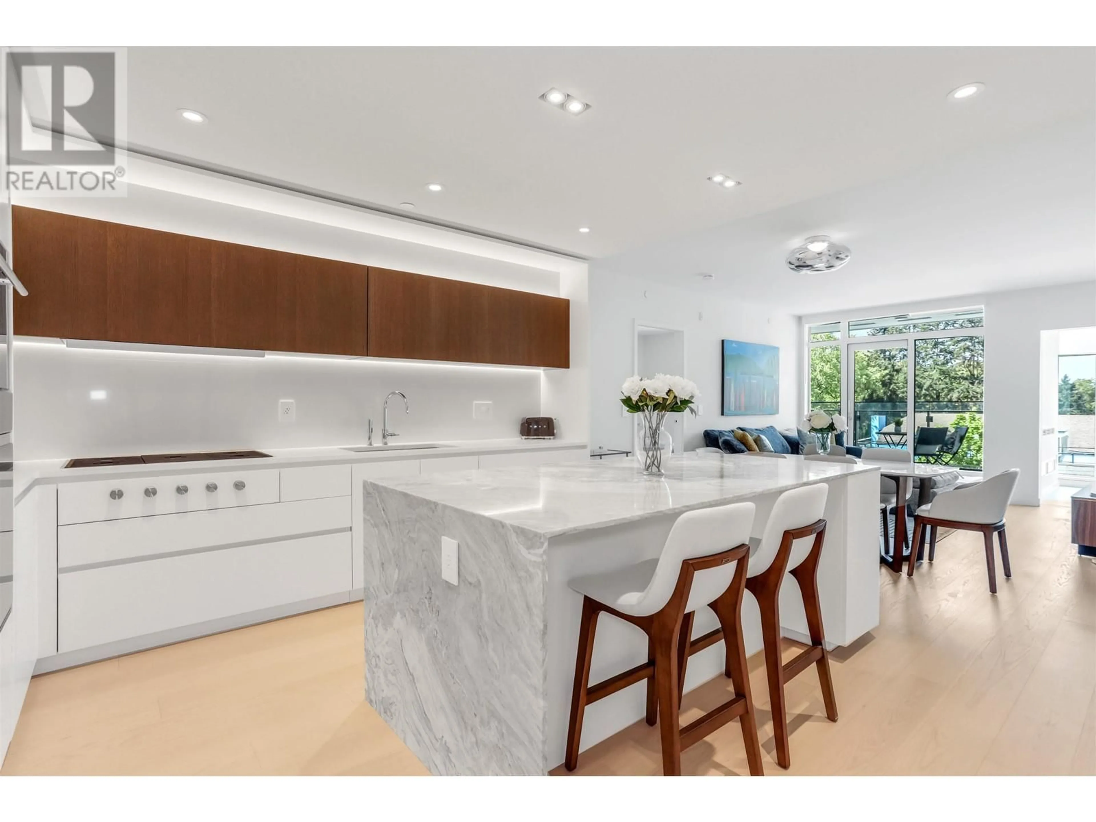 Contemporary kitchen, ceramic/tile floor for 310 - 3596 28TH AVENUE, Vancouver British Columbia V6S2G5