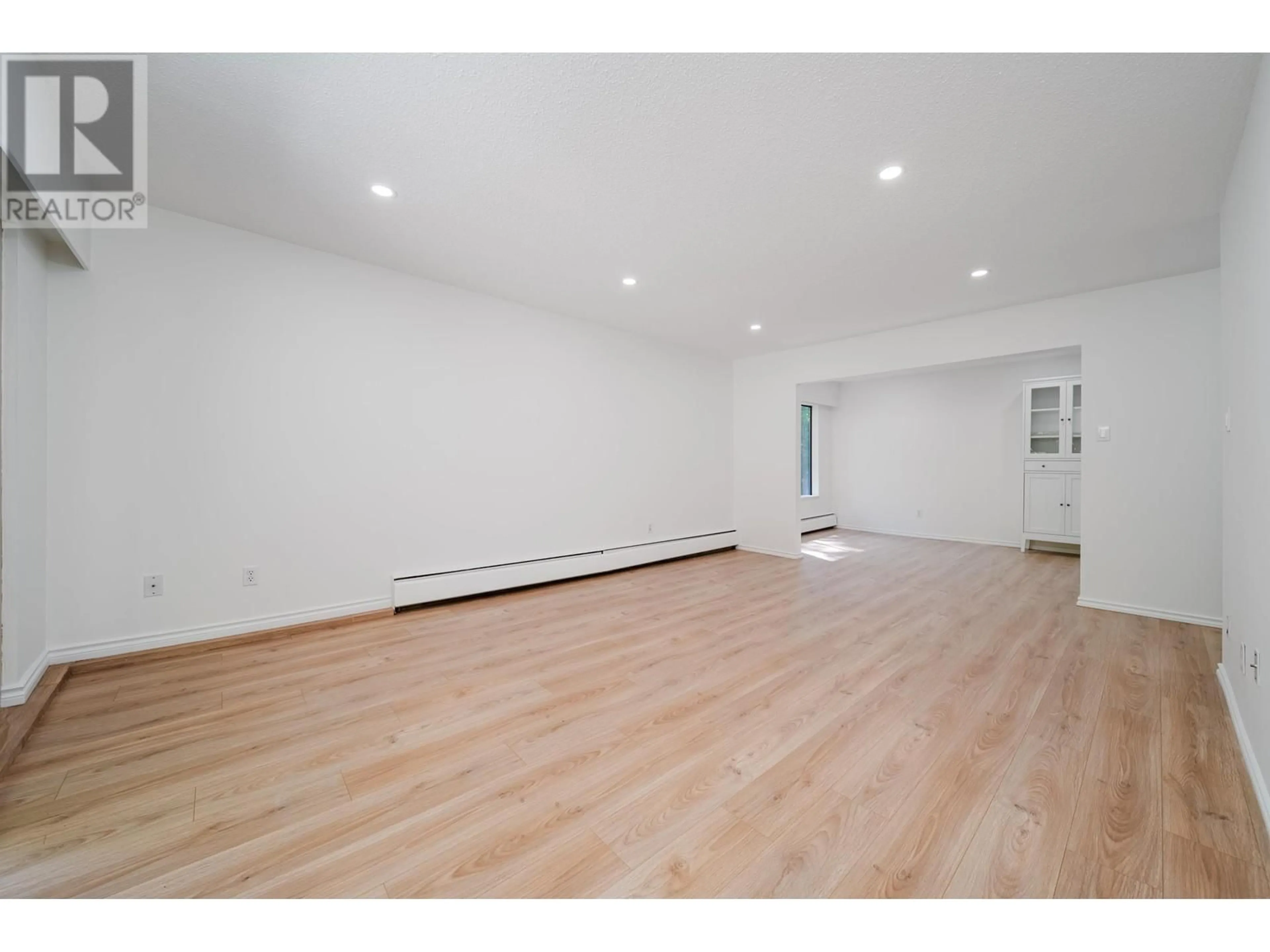 A pic of a room for 102 - 150 5TH STREET, North Vancouver British Columbia V7L1L5