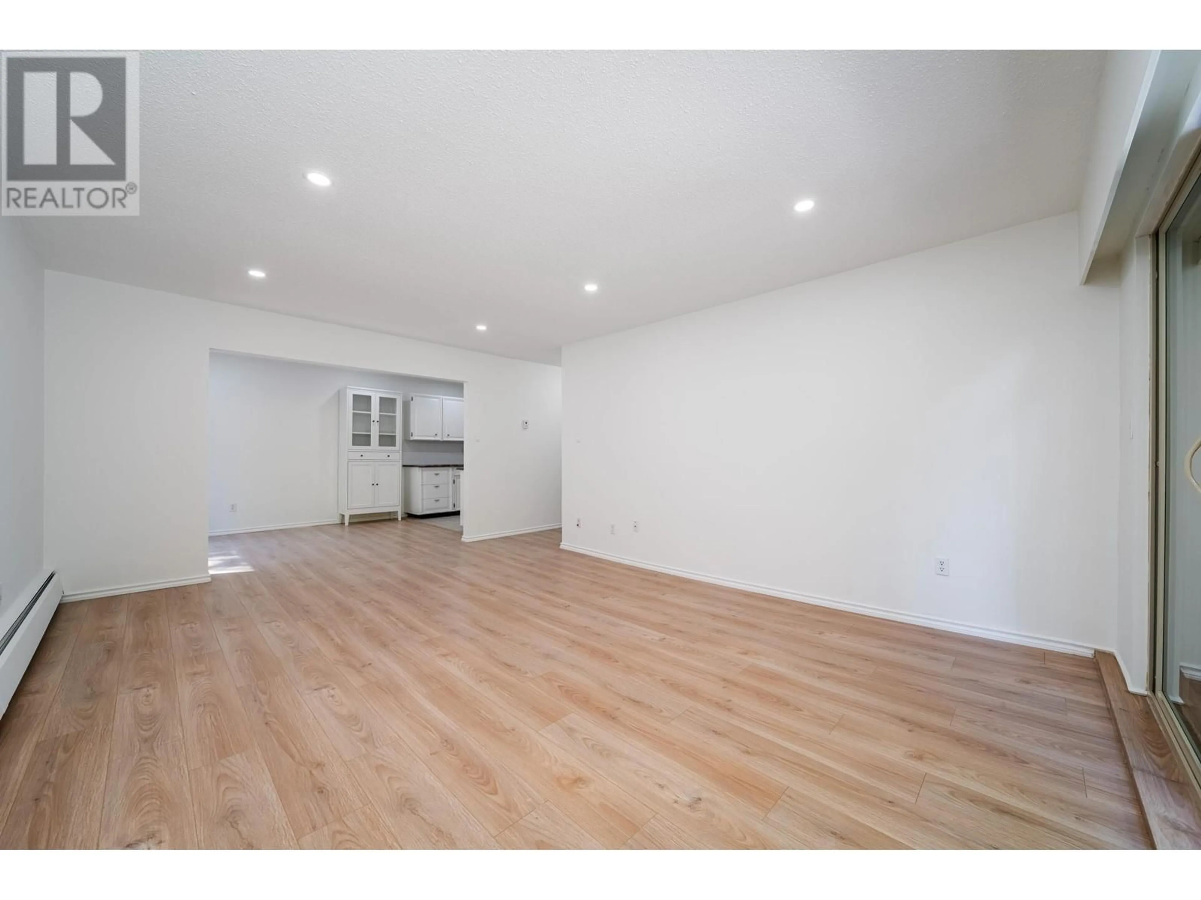 A pic of a room for 102 - 150 5TH STREET, North Vancouver British Columbia V7L1L5