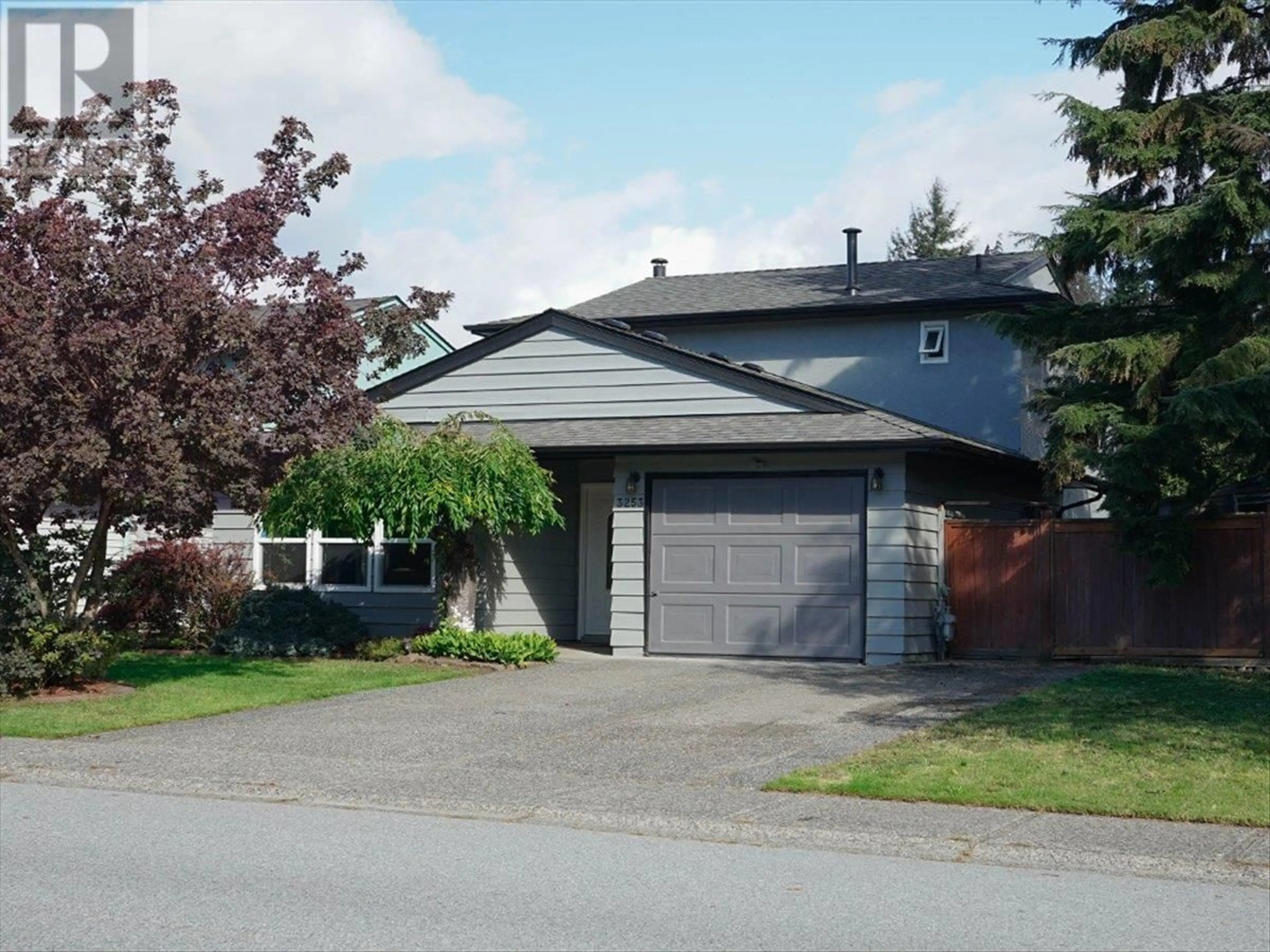 Home with vinyl exterior material, street for 3253 DUNKIRK AVENUE, Coquitlam British Columbia V3E1G8