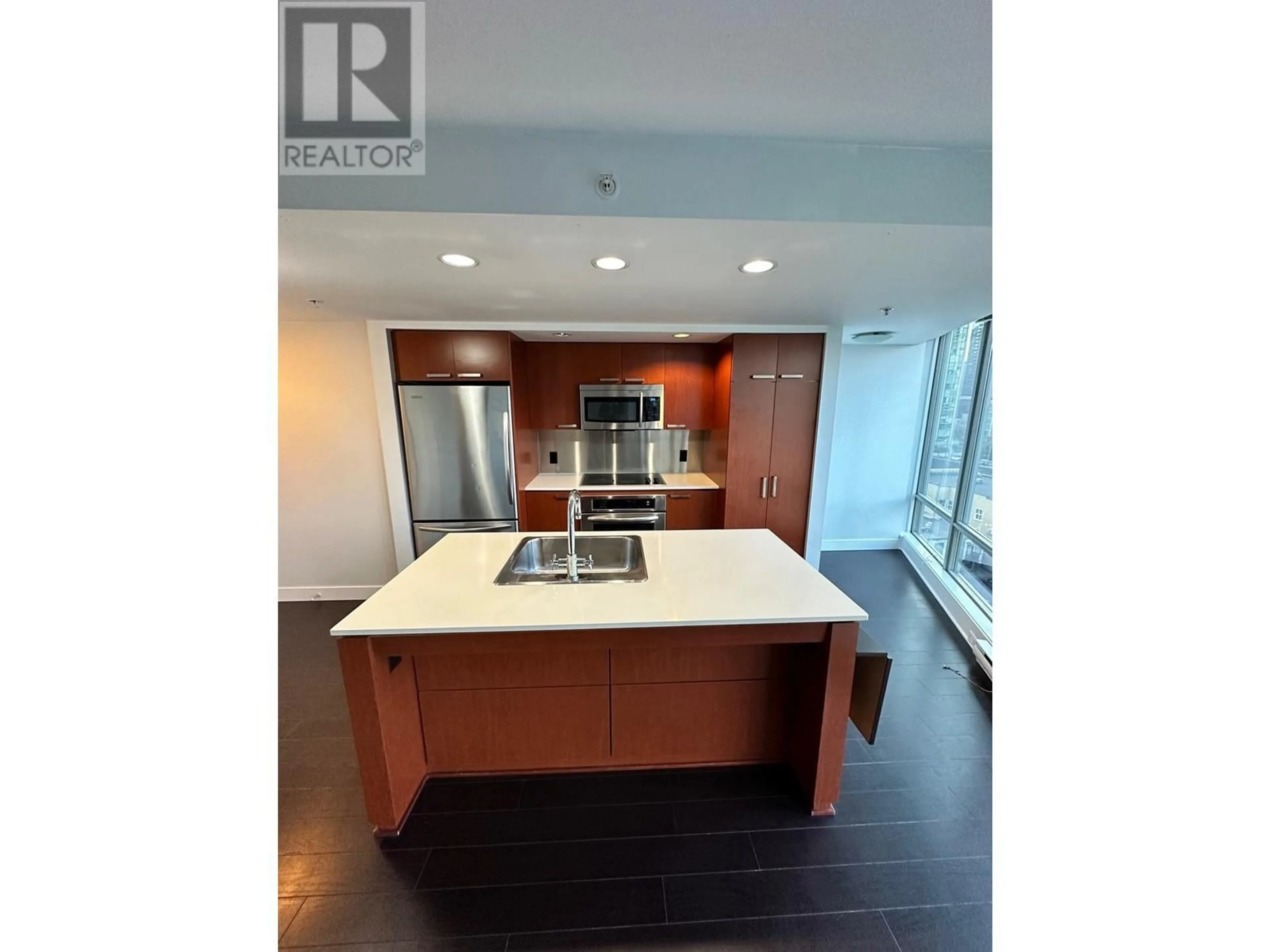 Open concept kitchen, ceramic/tile floor for 1201 - 1255 SEYMOUR STREET, Vancouver British Columbia V6B0H1