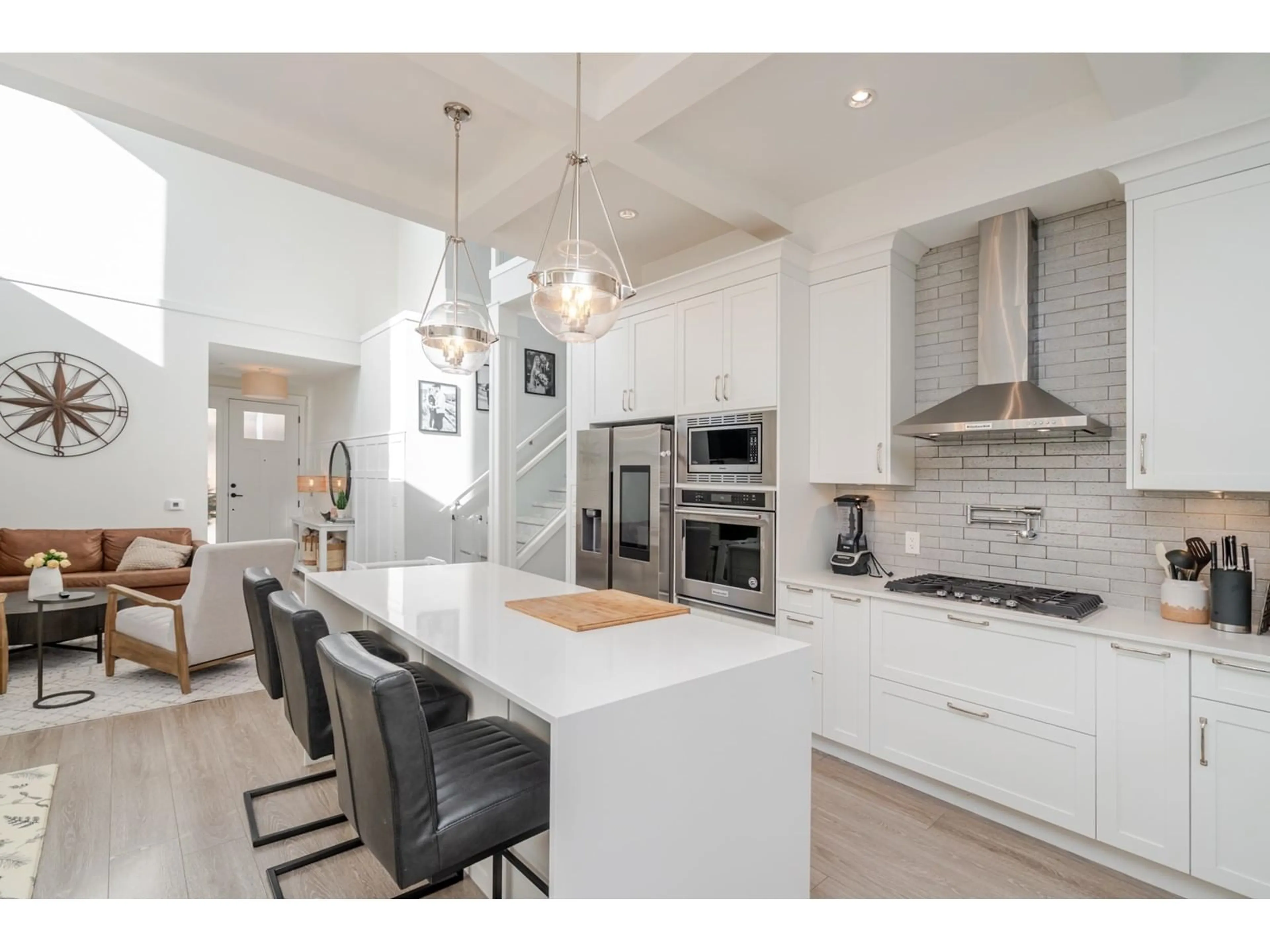 Open concept kitchen, ceramic/tile floor for 3 - 4750 228, Langley British Columbia V2Z0A9