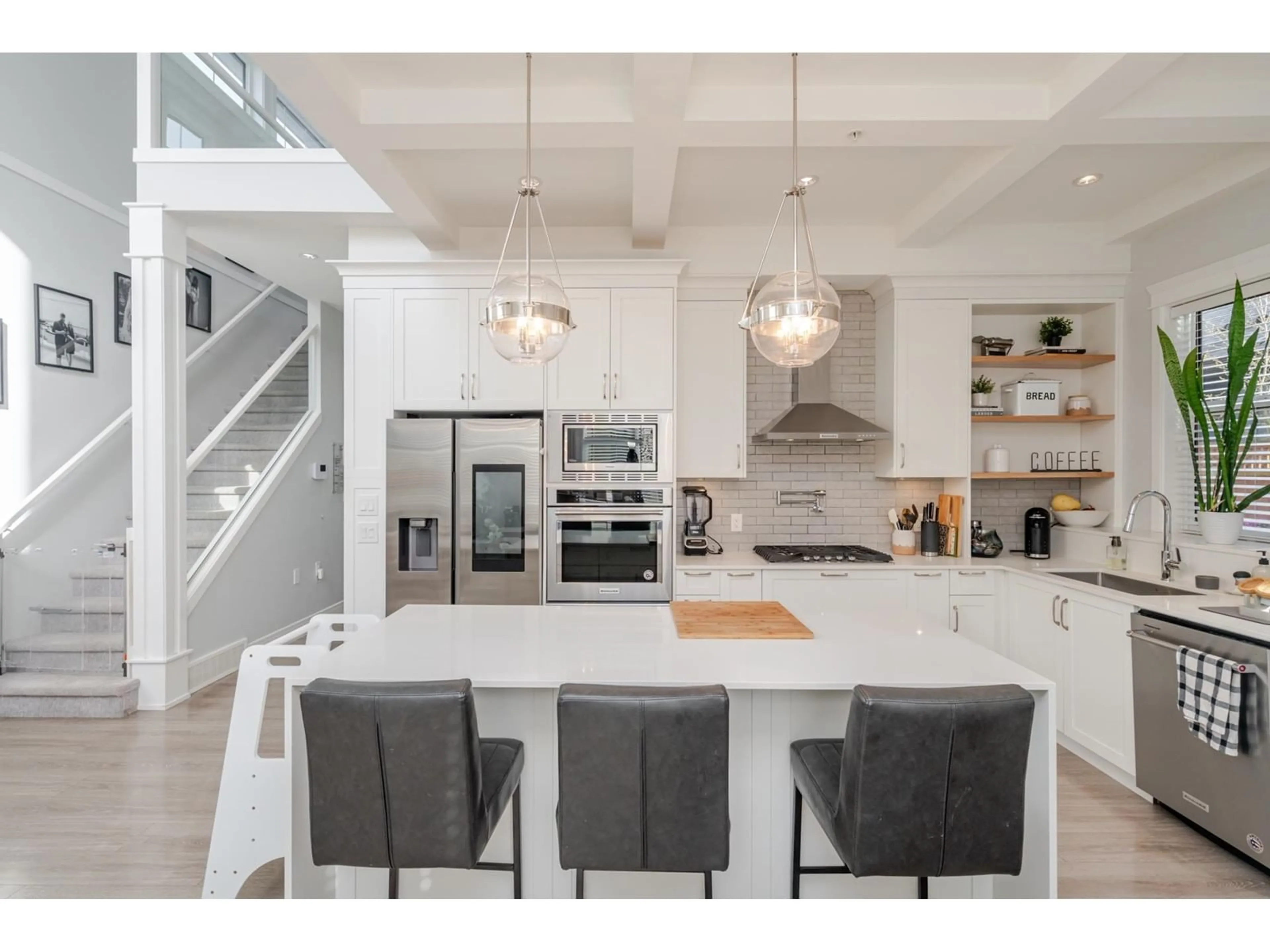 Open concept kitchen, unknown for 3 - 4750 228, Langley British Columbia V2Z0A9