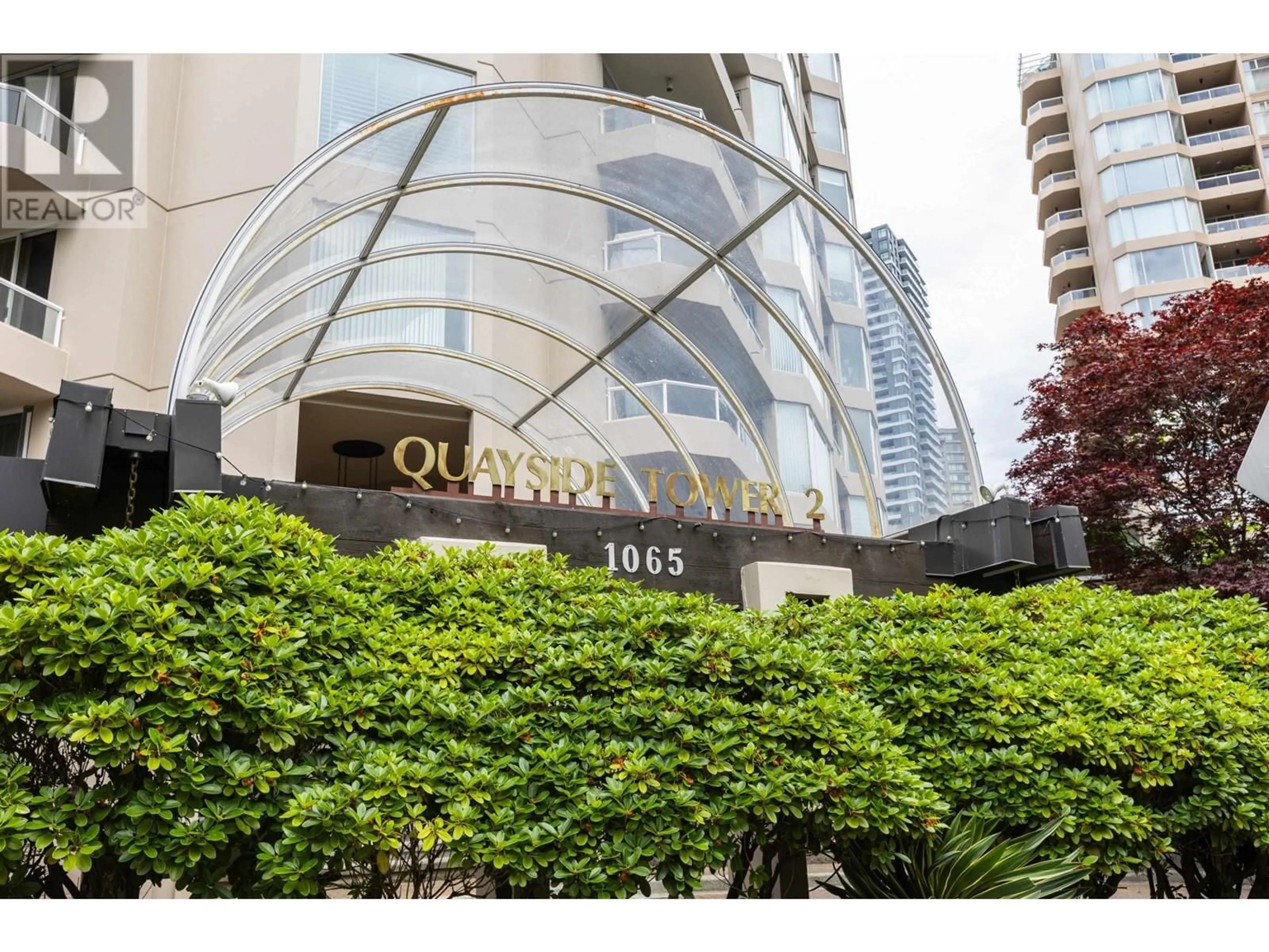 Indoor foyer for 905 - 1065 QUAYSIDE DRIVE, New Westminster British Columbia V3M1C5