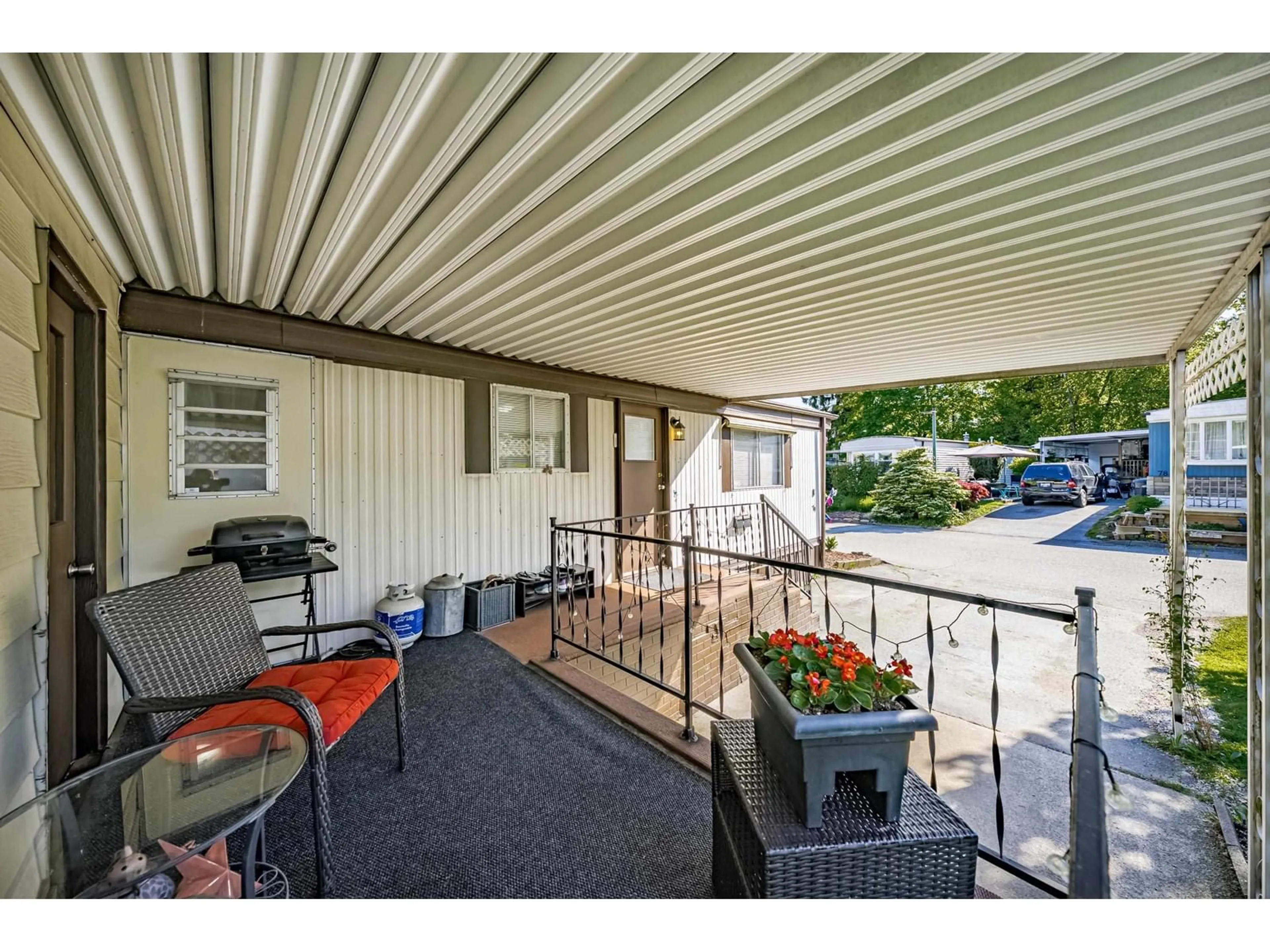 Patio, street for 79 - 1840 160, Surrey British Columbia V4A4X4