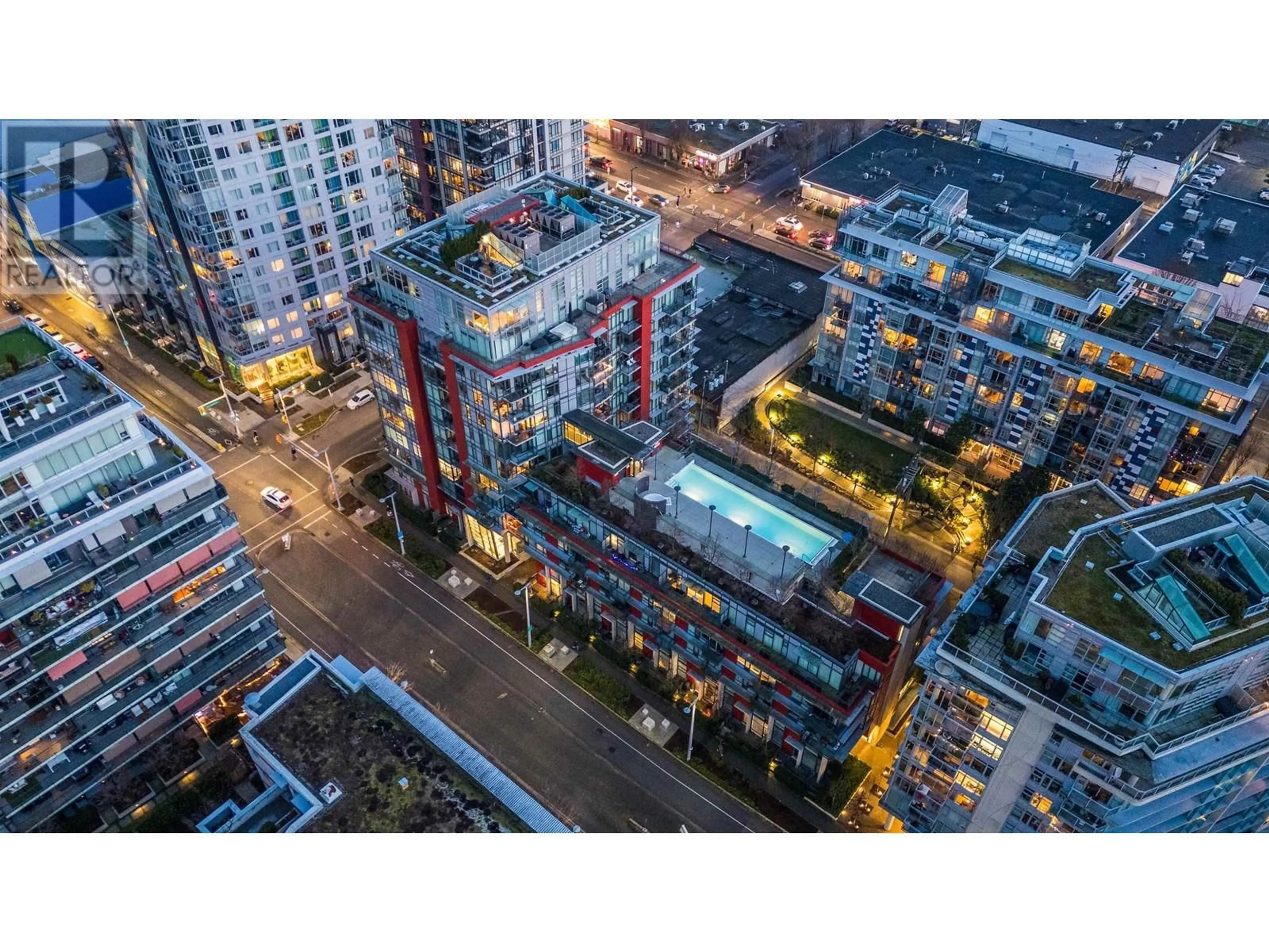 A pic from outside/outdoor area/front of a property/back of a property/a pic from drone, city buildings view from balcony for 515 - 38 1ST AVENUE, Vancouver British Columbia V5Y0K3