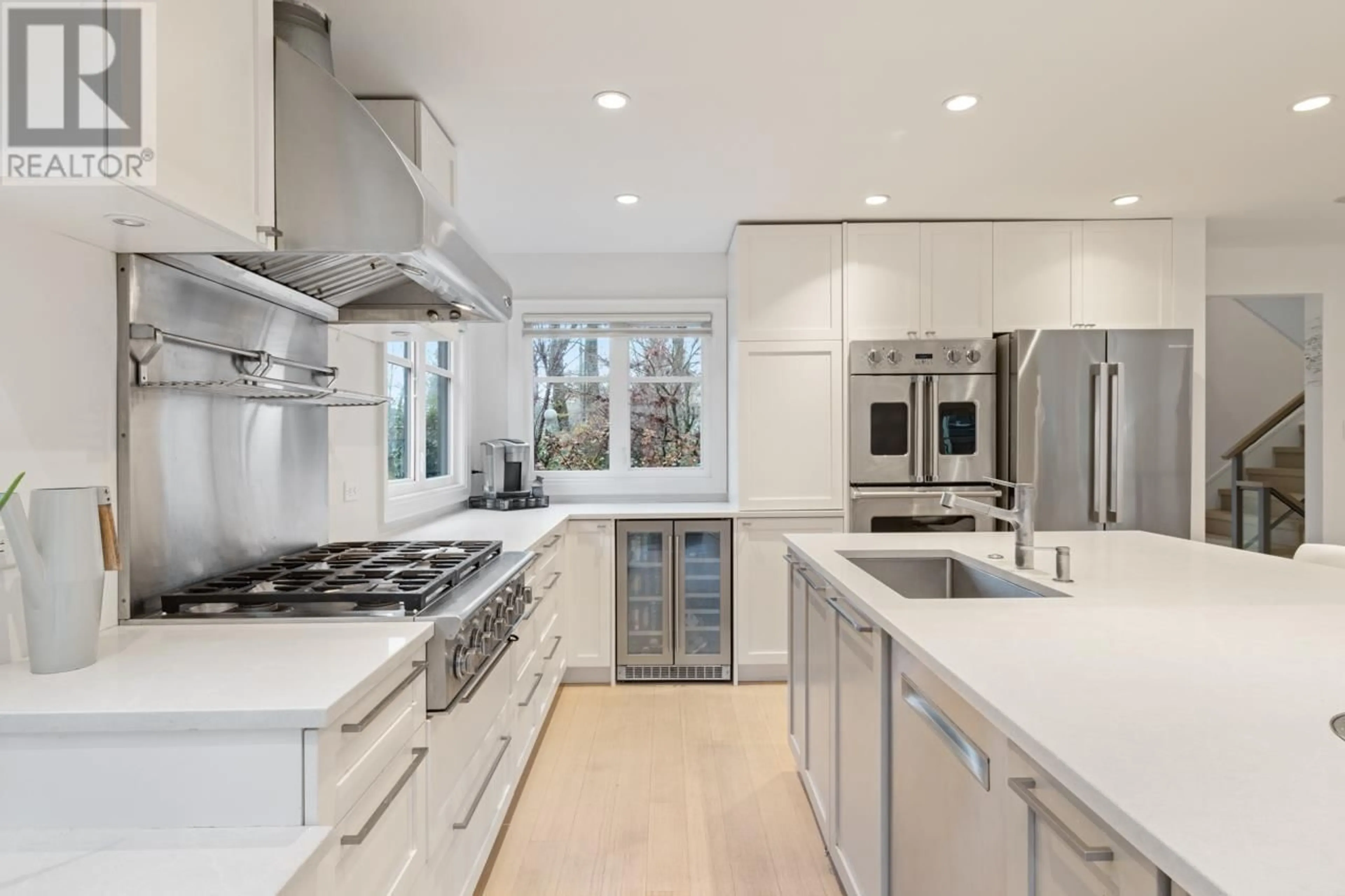 Contemporary kitchen, ceramic/tile floor for 2950 TOLMIE STREET, Vancouver British Columbia V6R4K6
