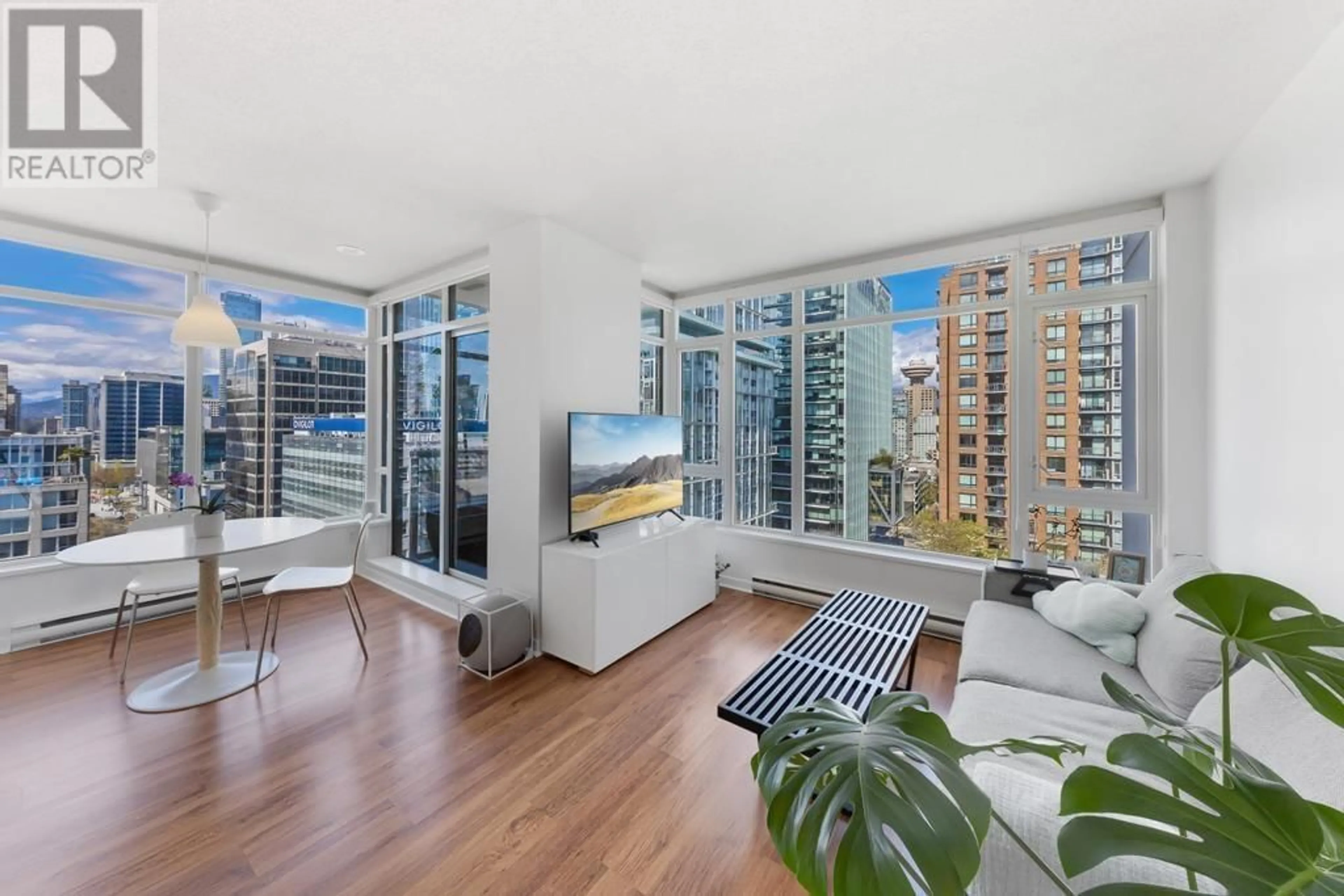 Living room with furniture, unknown for 1502 - 480 ROBSON STREET, Vancouver British Columbia V6B1S1