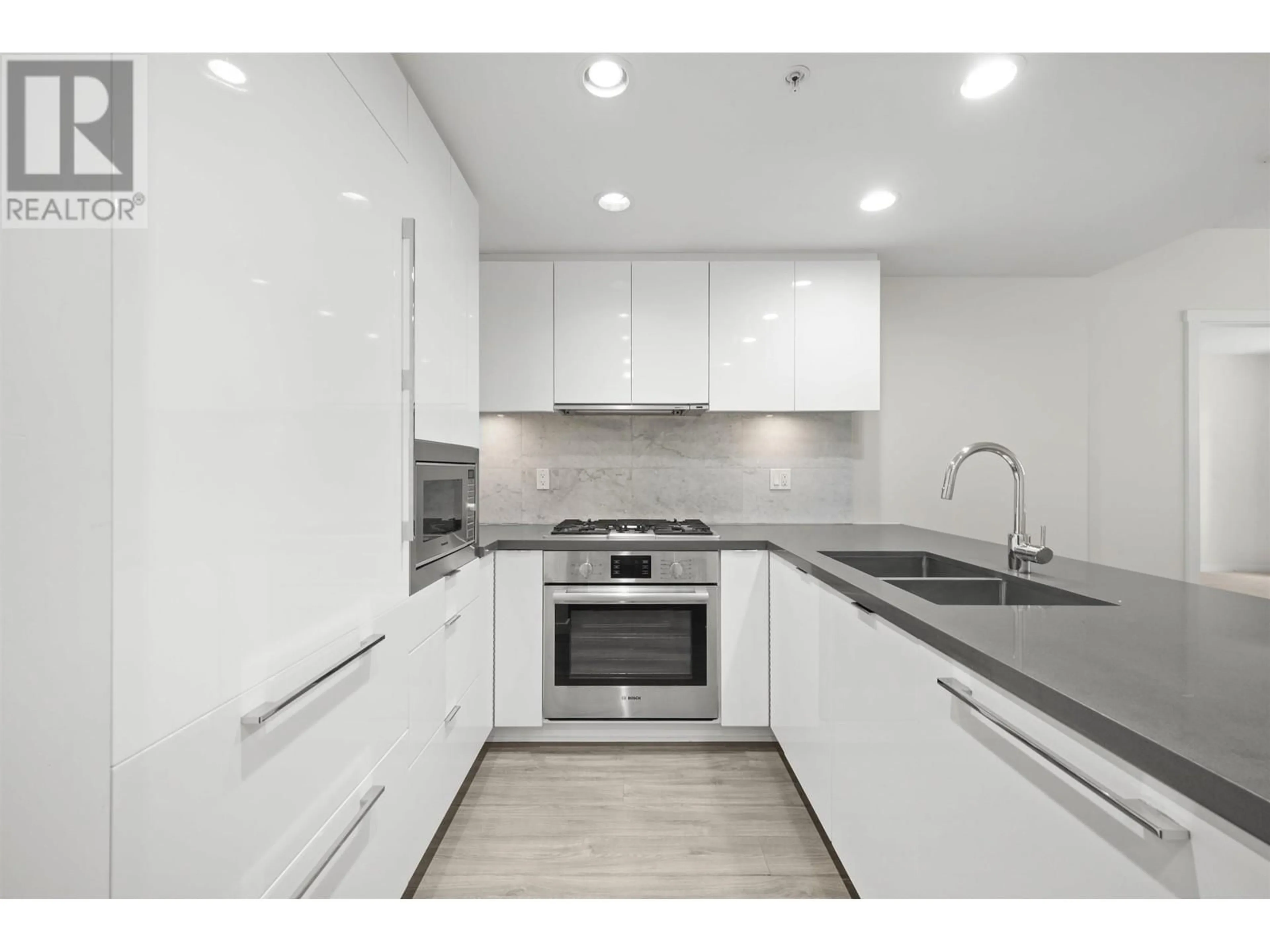 Standard kitchen, unknown for 508 - 7328 GOLLNER AVENUE, Richmond British Columbia V6Y0H7