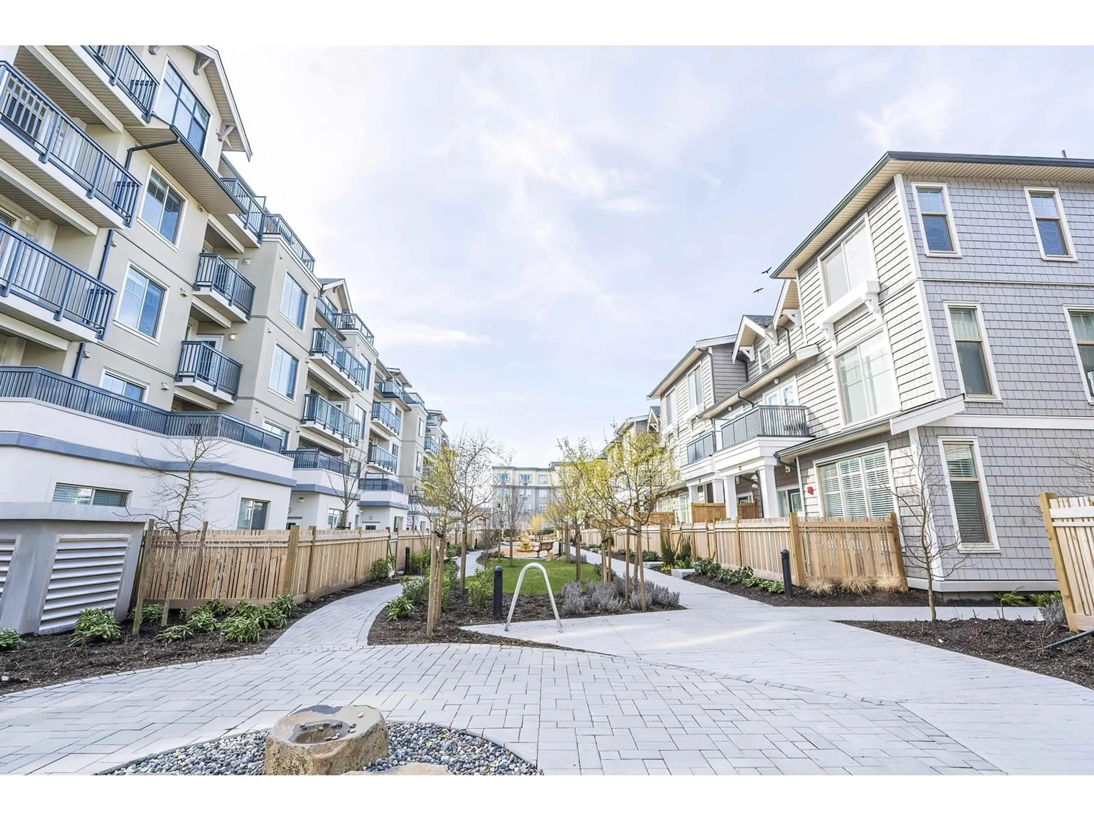 Patio, street for B411 - 20487 65, Langley British Columbia V2Y3K5