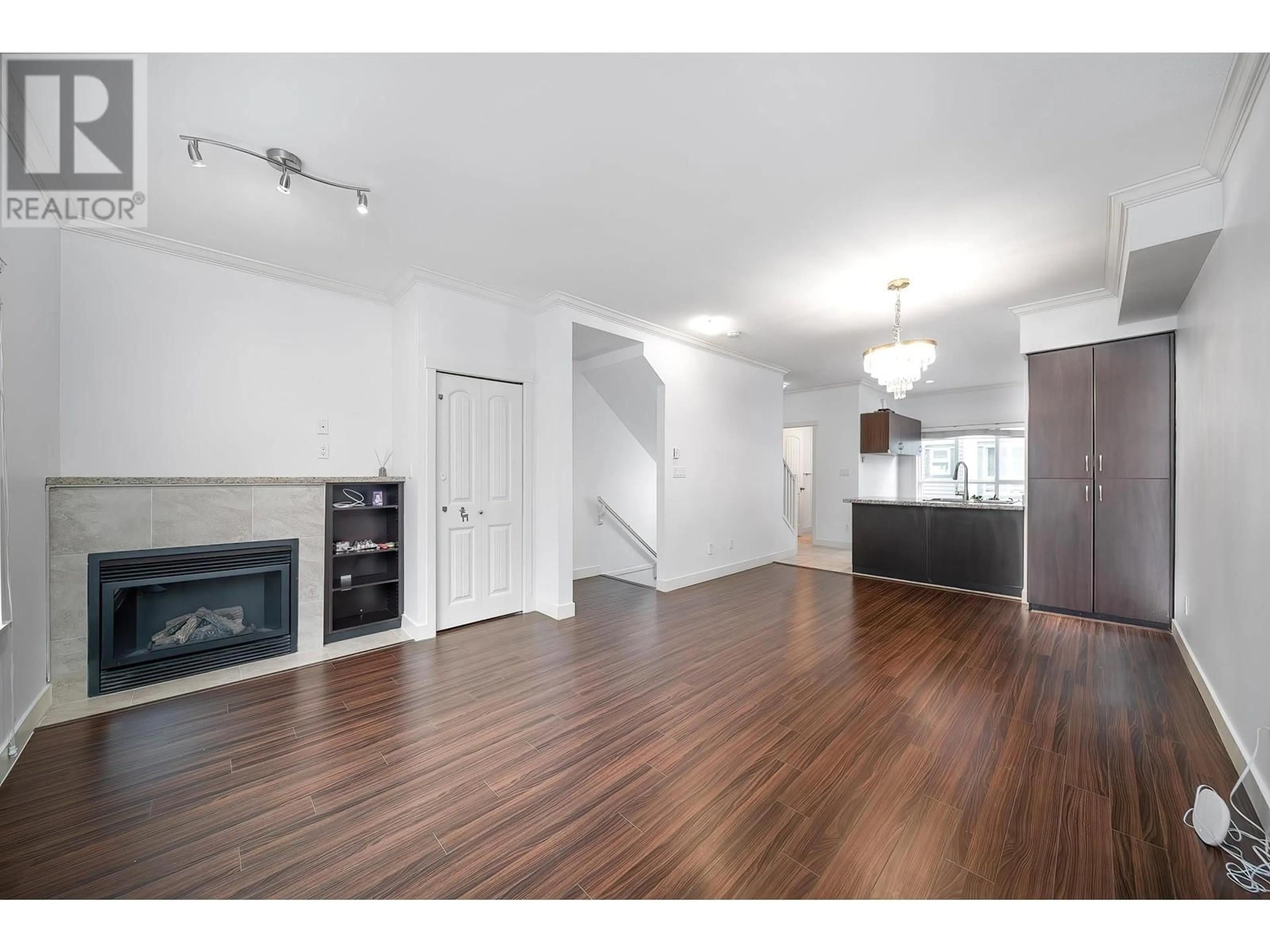 A pic of a room for 23 - 7373 TURNILL STREET, Richmond British Columbia V6Y4L7