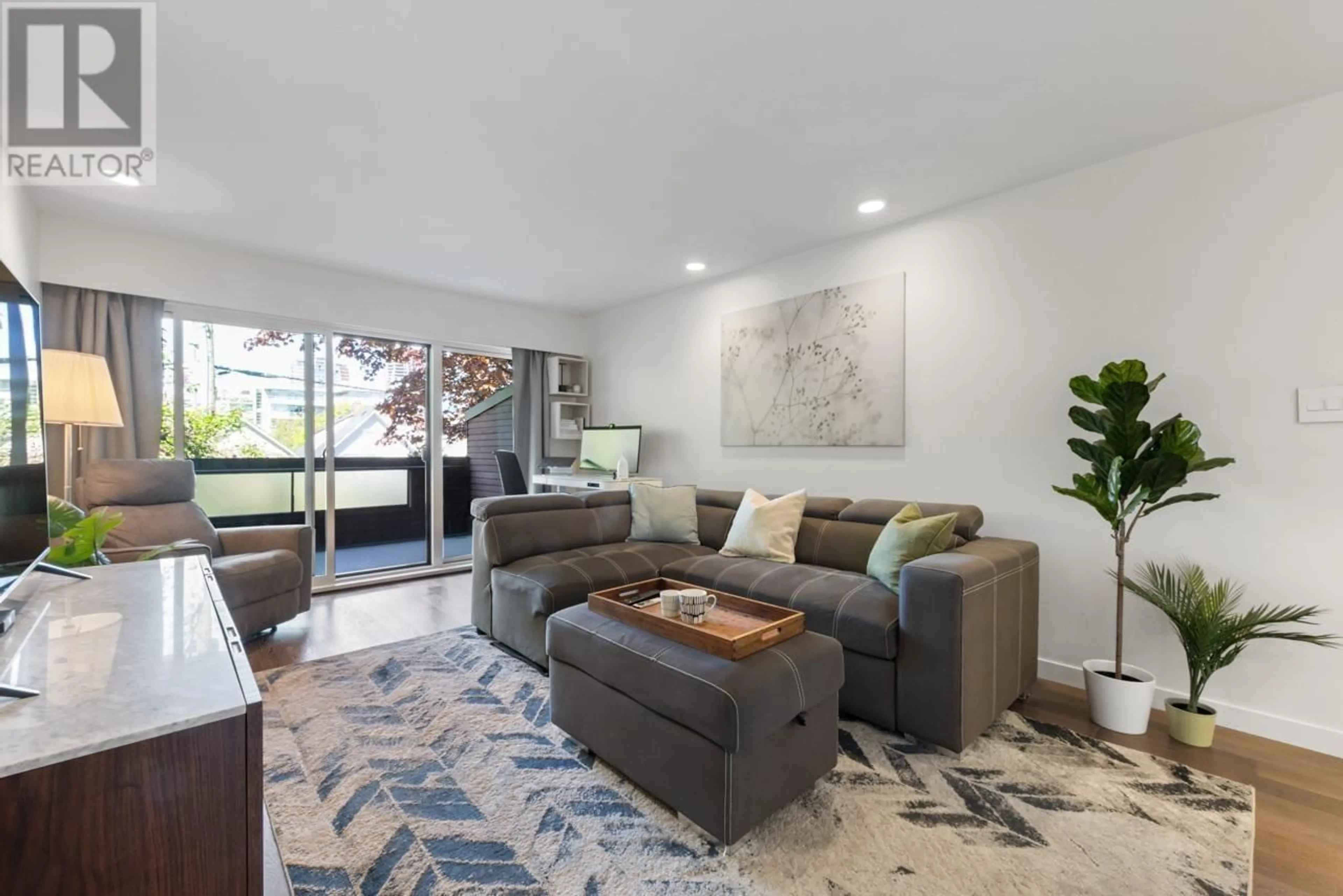 Living room with furniture, unknown for 205 - 1827 3RD AVENUE, Vancouver British Columbia V6J1K9