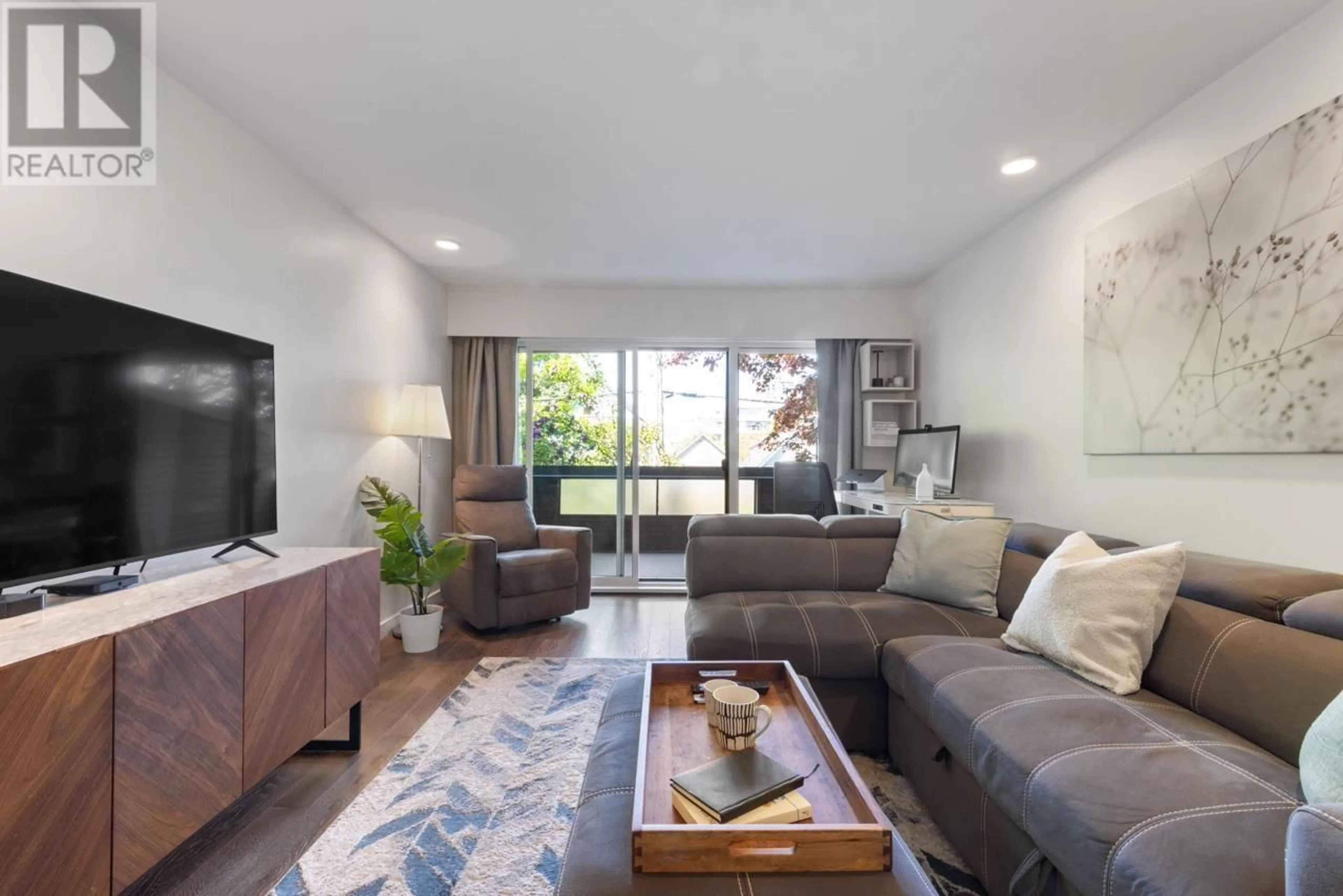 Living room with furniture, unknown for 205 - 1827 3RD AVENUE, Vancouver British Columbia V6J1K9