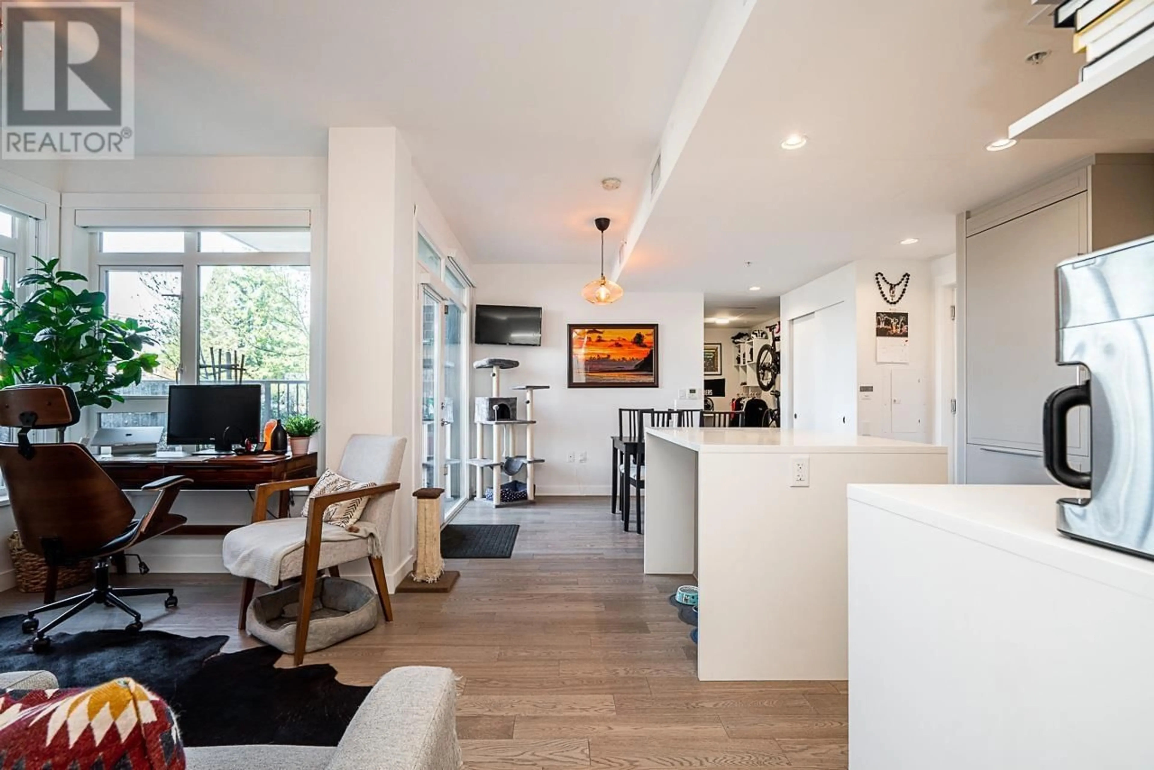 Open concept kitchen, unknown for 123 - 7828 GRANVILLE STREET, Vancouver British Columbia V6P4Z2